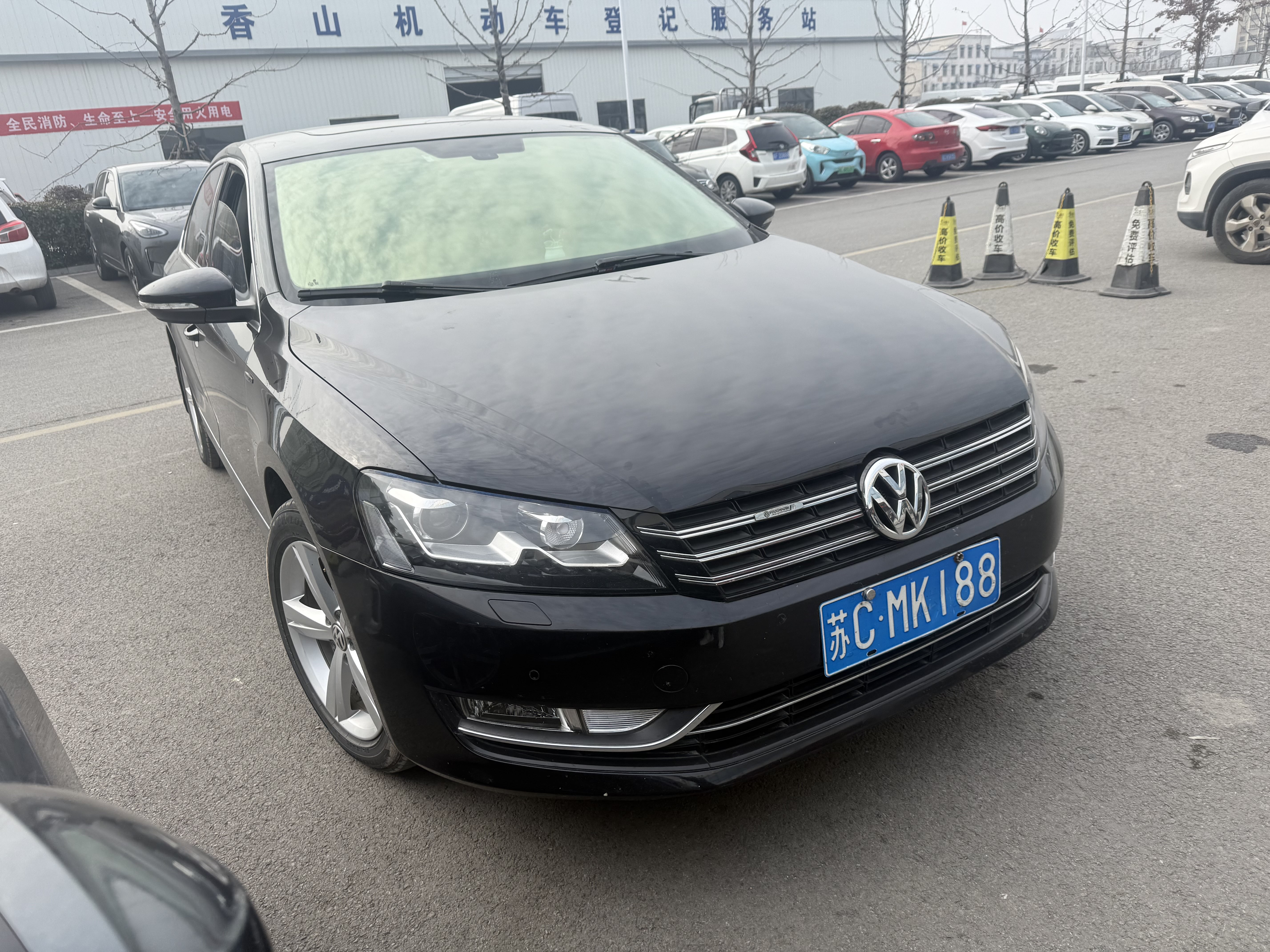 Volkswagen Passat 2015 car image #3