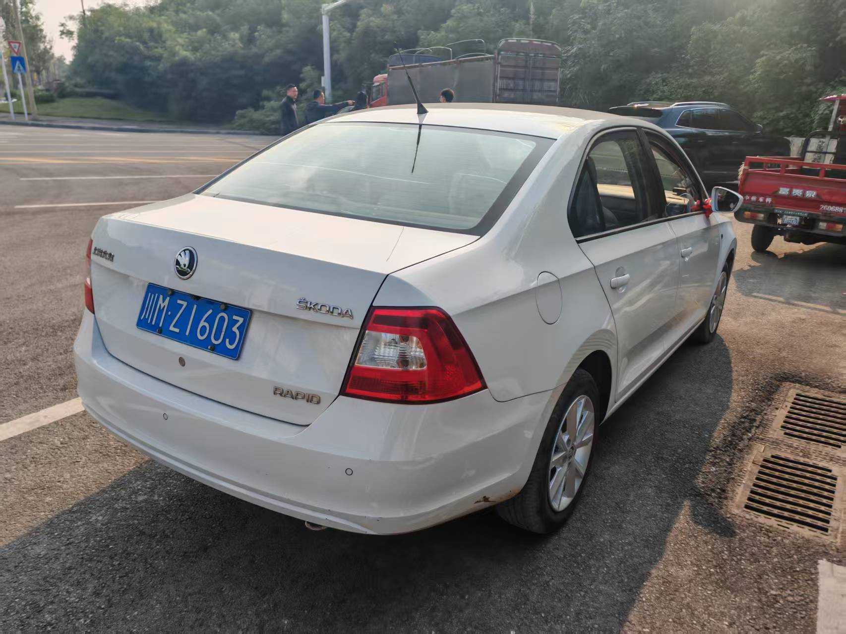 Skoda Rapid 2016 #3 Skoda Rapid 2016 car image #3