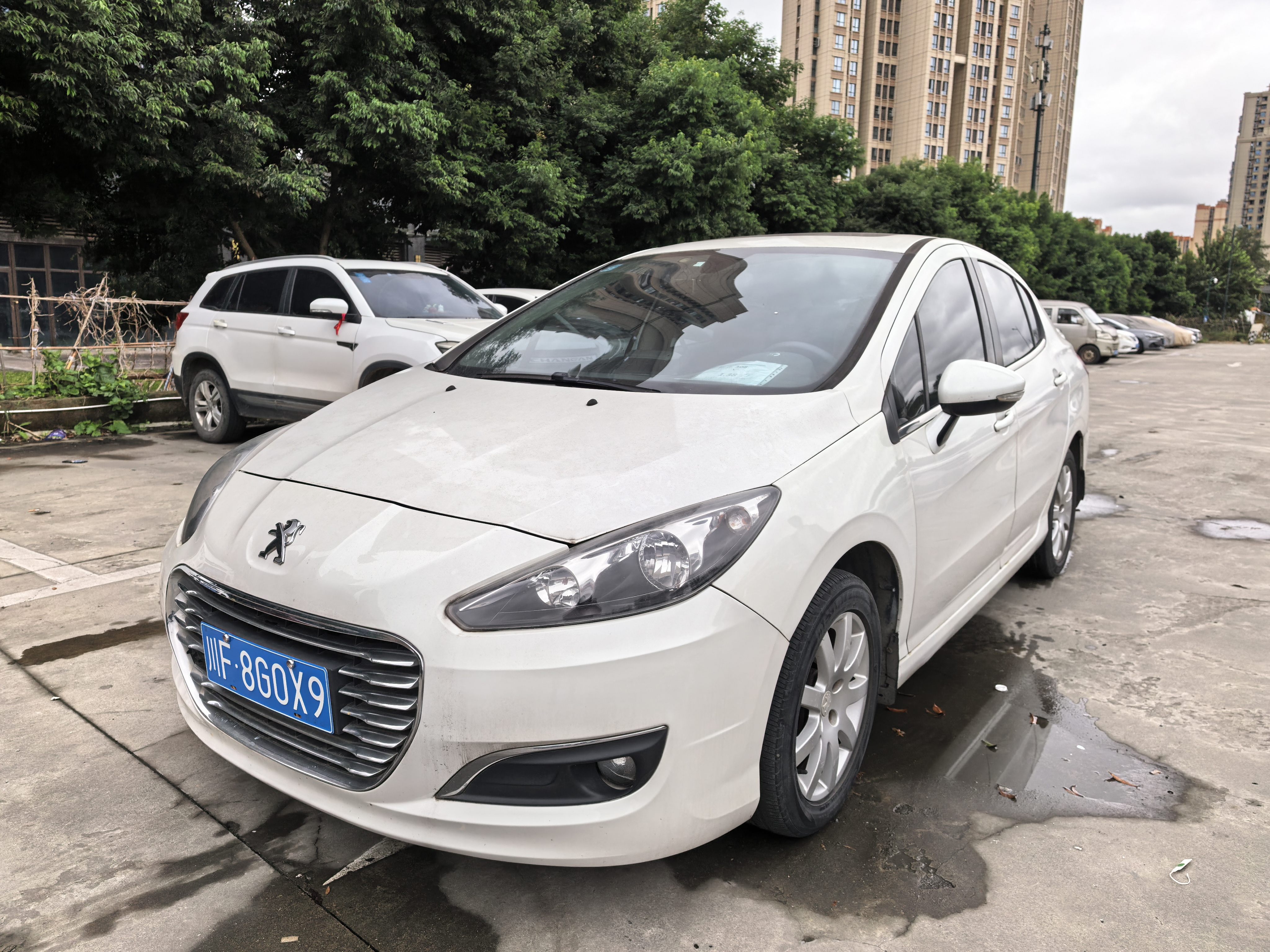 Peugeot 308 2015 car image #3