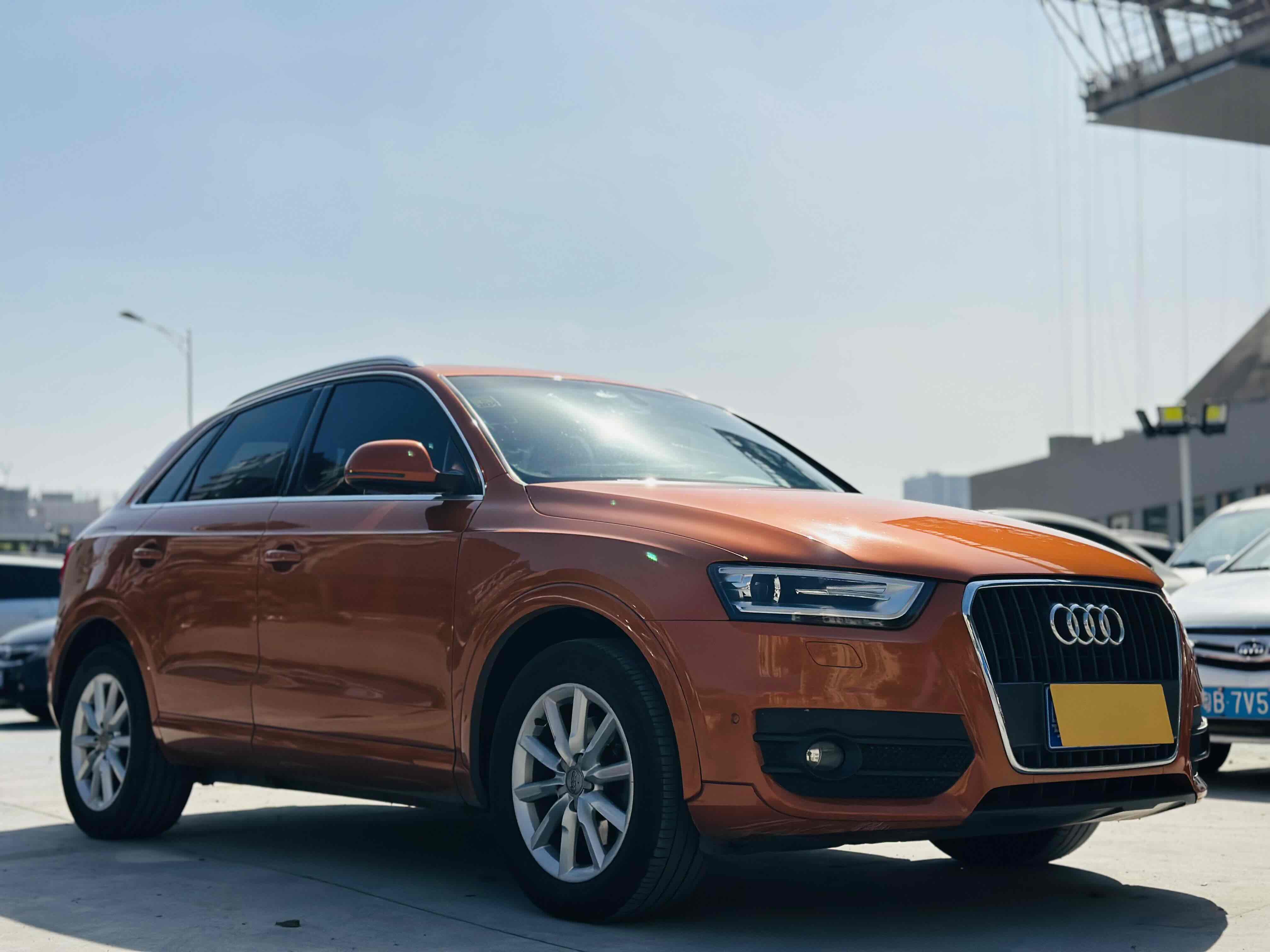 Audi Q3 (Imported) 2013 car image #3