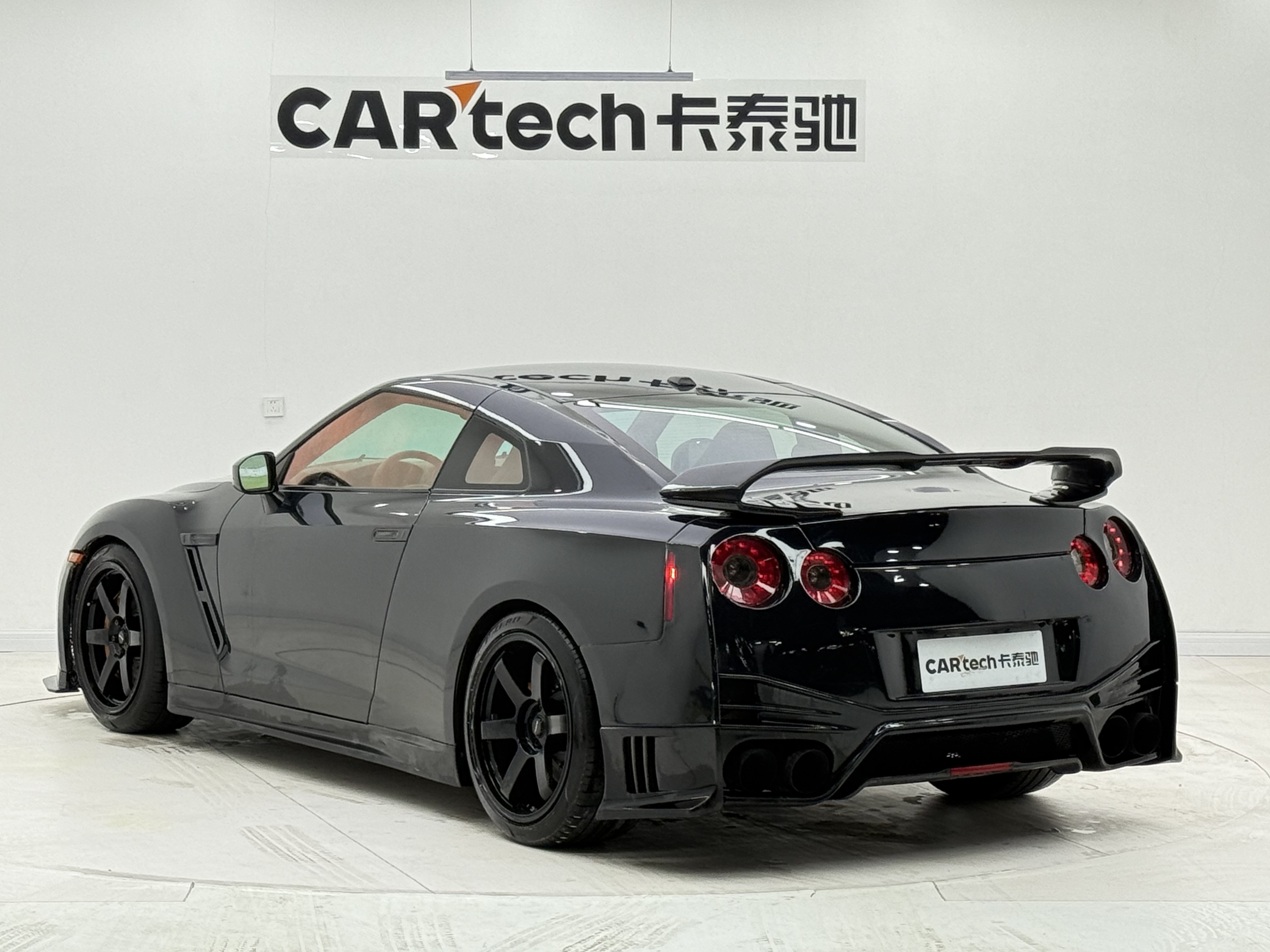 日产 日产GT-R 2010 汽车图片 #3