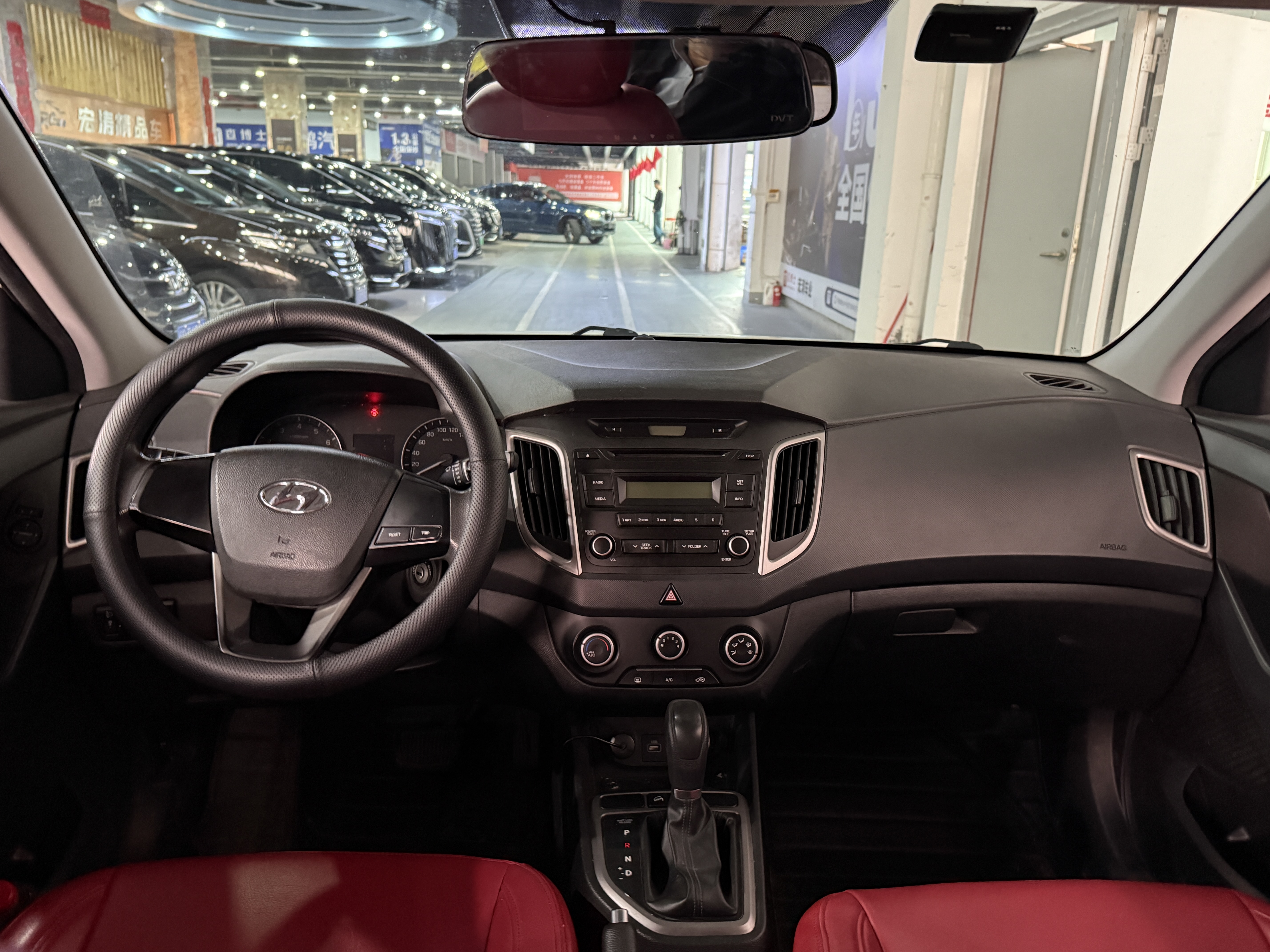 Hyundai ix25 2015 #3 Hyundai ix25 2015 car image #3