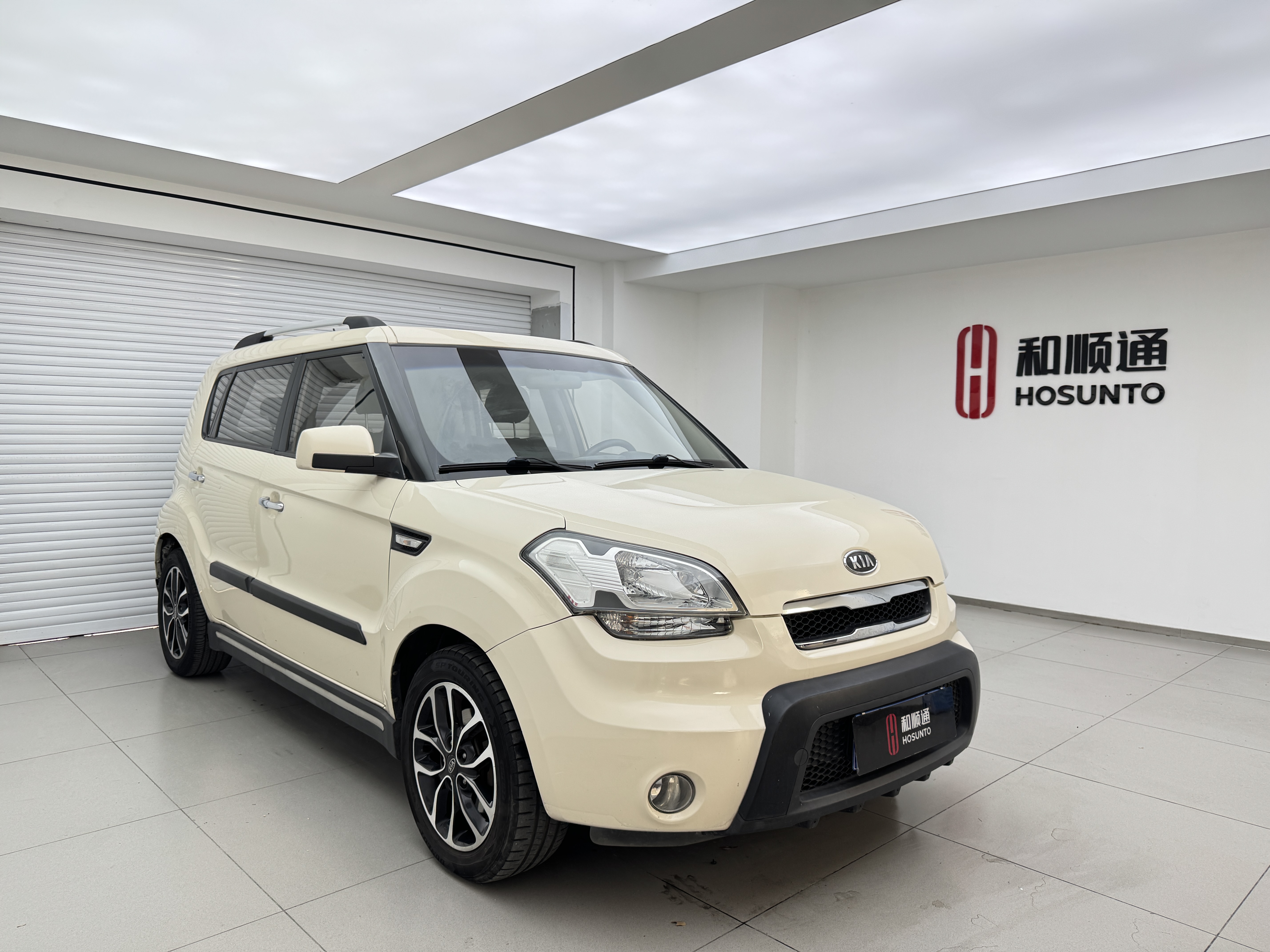 起亚 秀尔 2011 汽车图片 #3