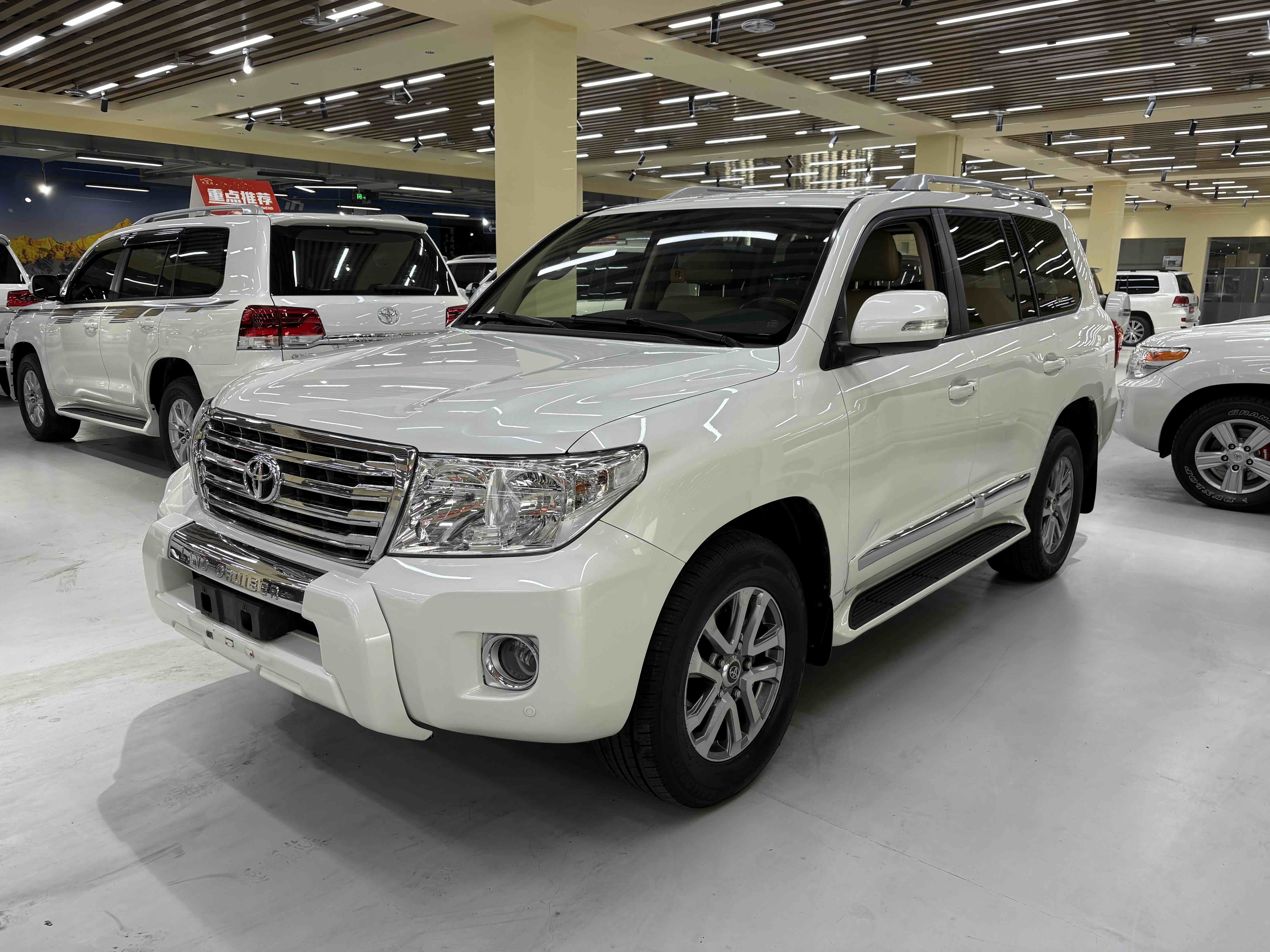 Toyota 2016 #3 Toyota 2016 car image #3