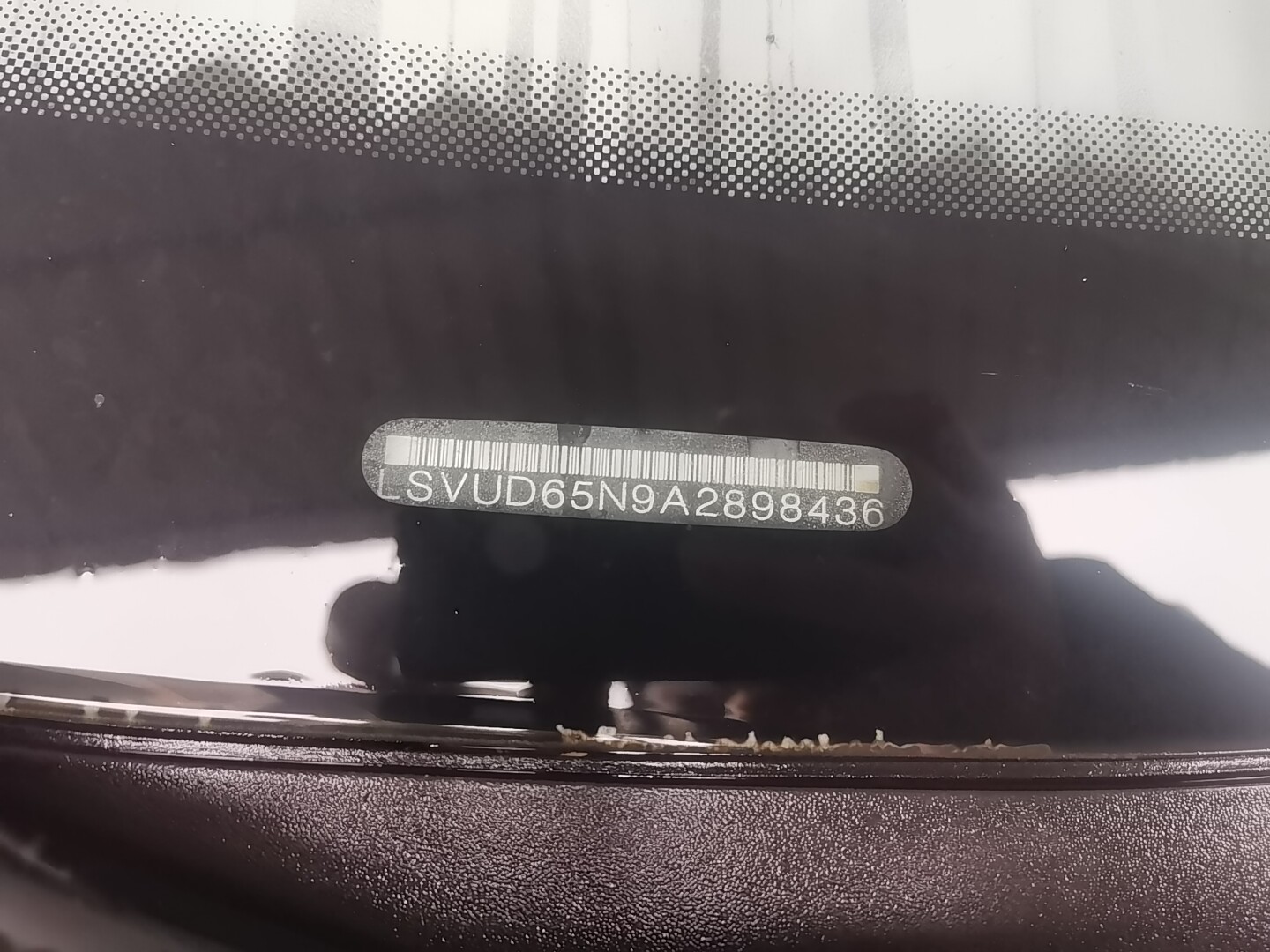 Volkswagen Tiguan 2010 car image #3