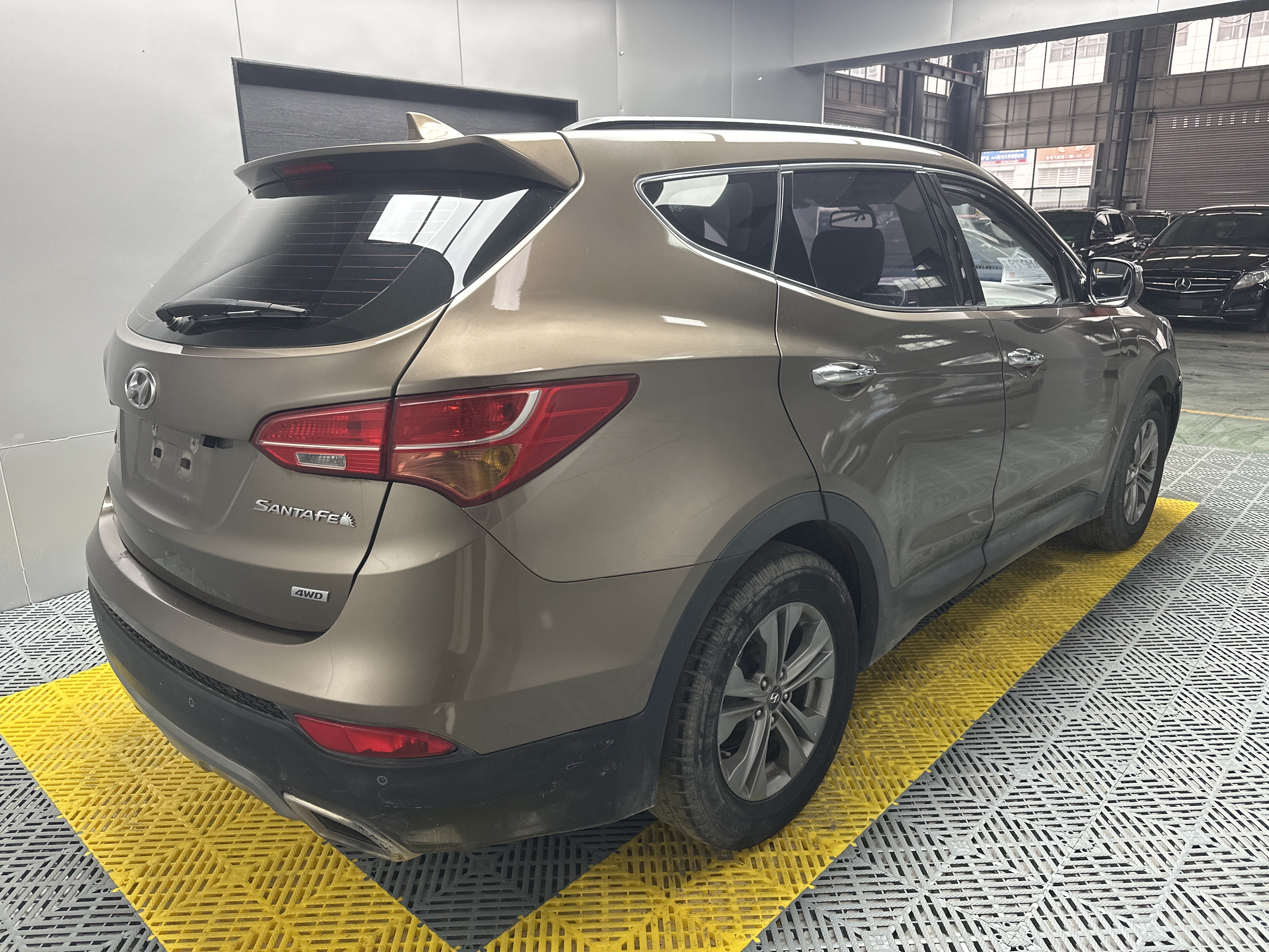 Hyundai Santa Fe 2015 #3 Hyundai Santa Fe 2015 car image #3