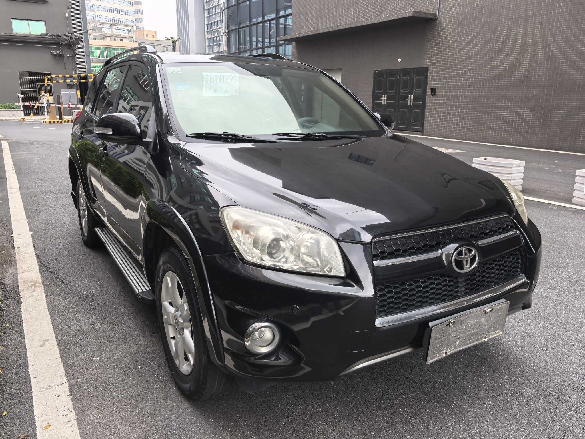 Toyota RAV4 2011 imagem de carro #3