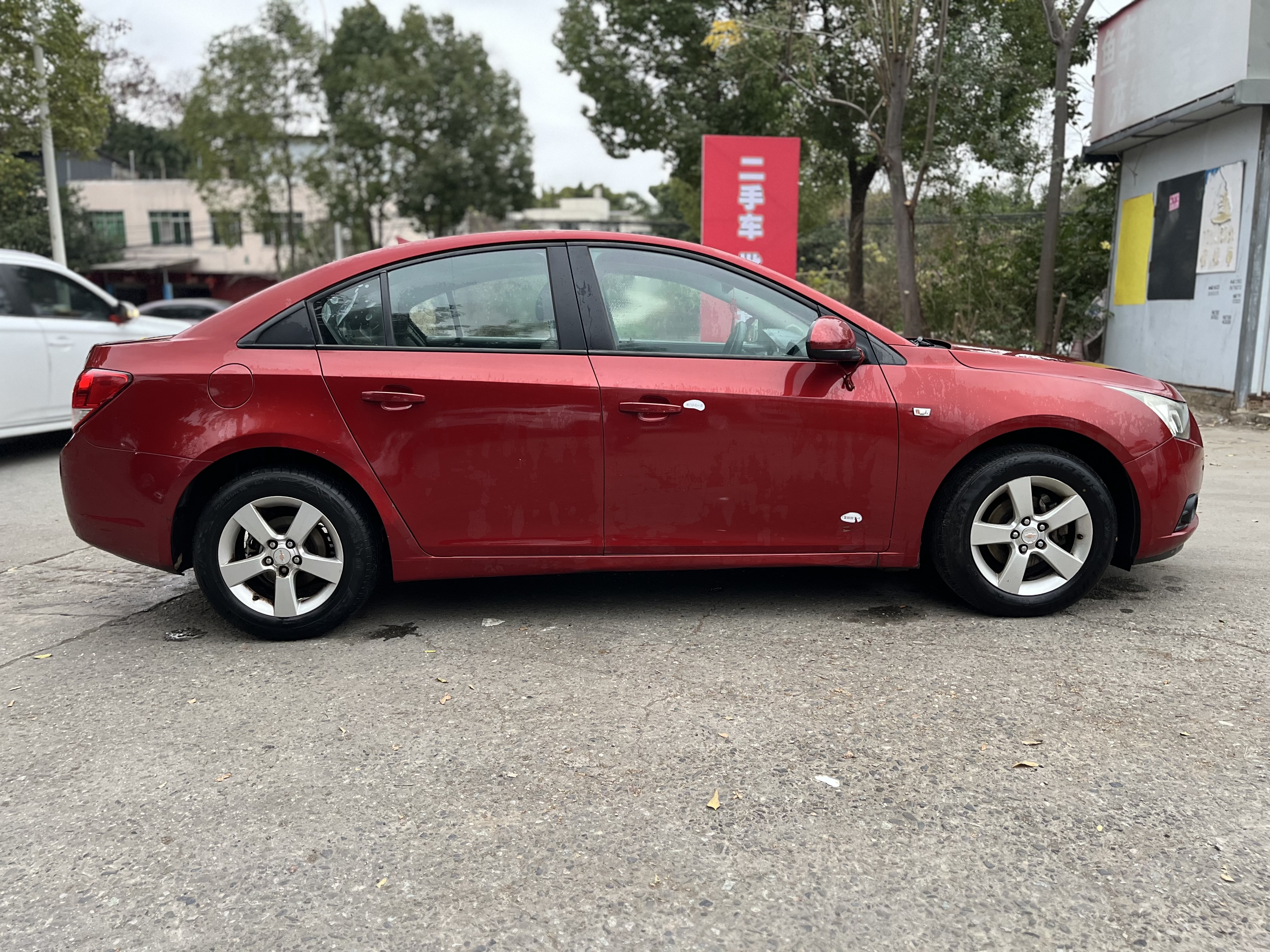 Chevrolet Cruze 2010 car image #3