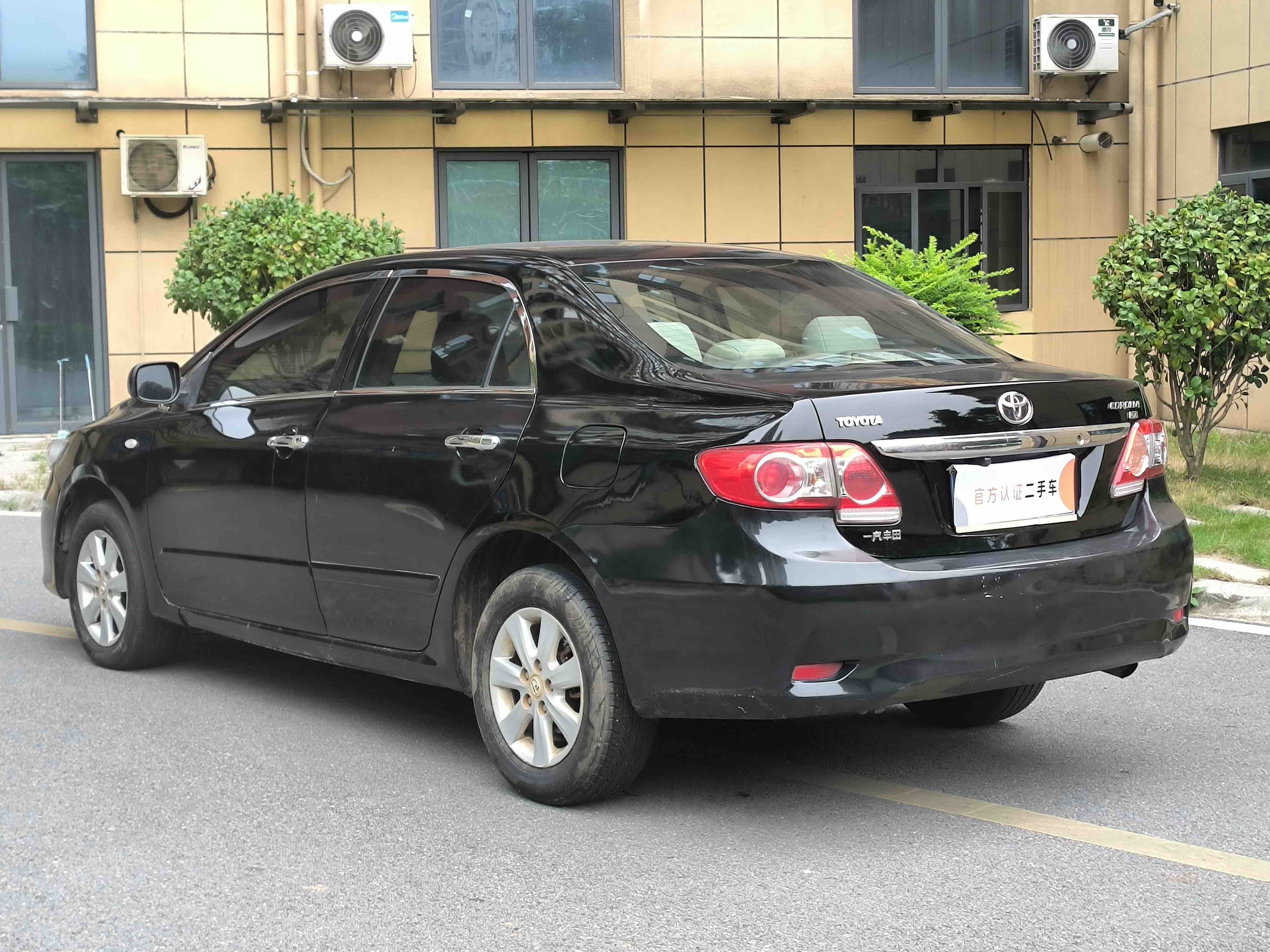 Toyota Corolla 2011 #3 Toyota Corolla 2011 car image #3