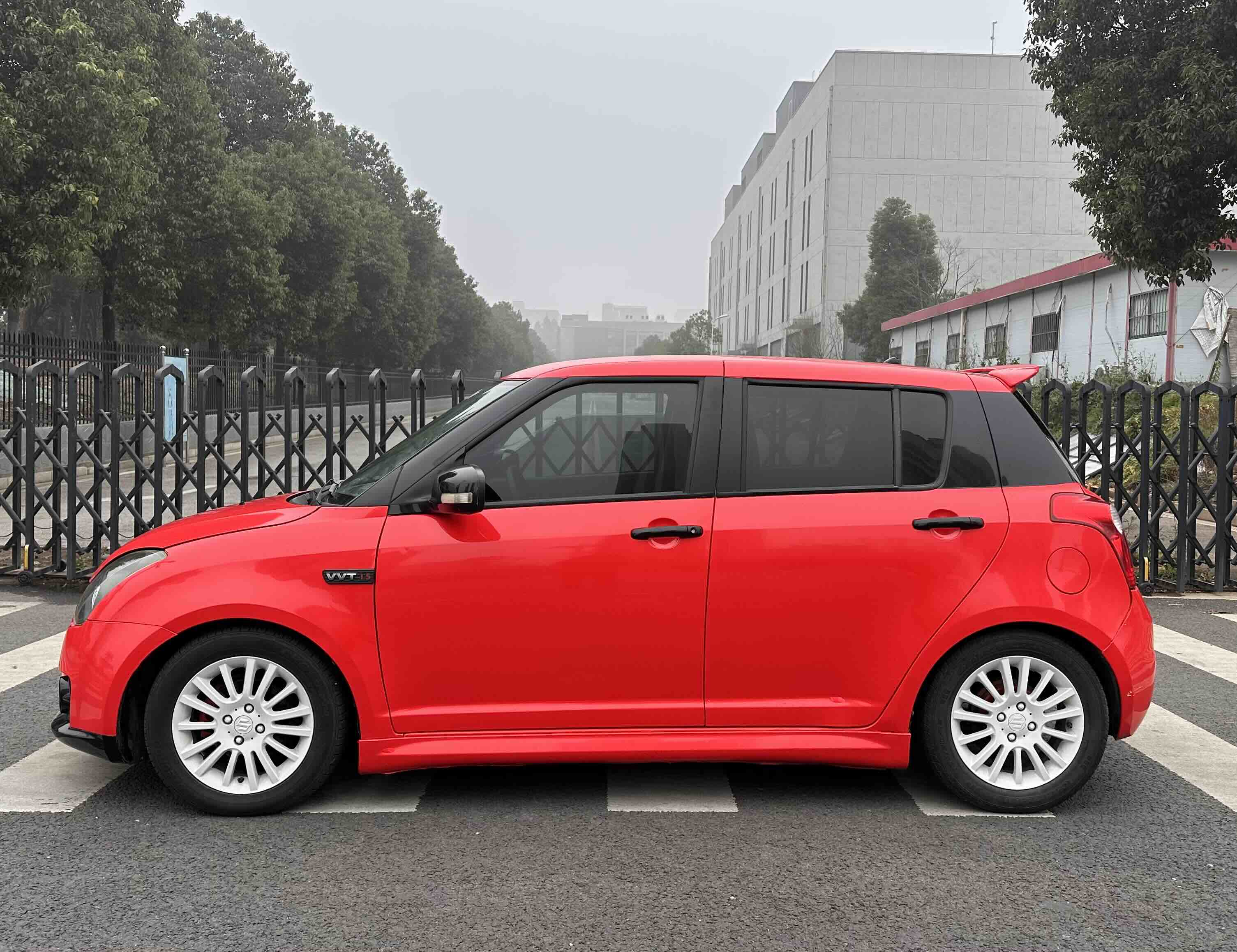Suzuki Swift 2011 immagine di auto #3