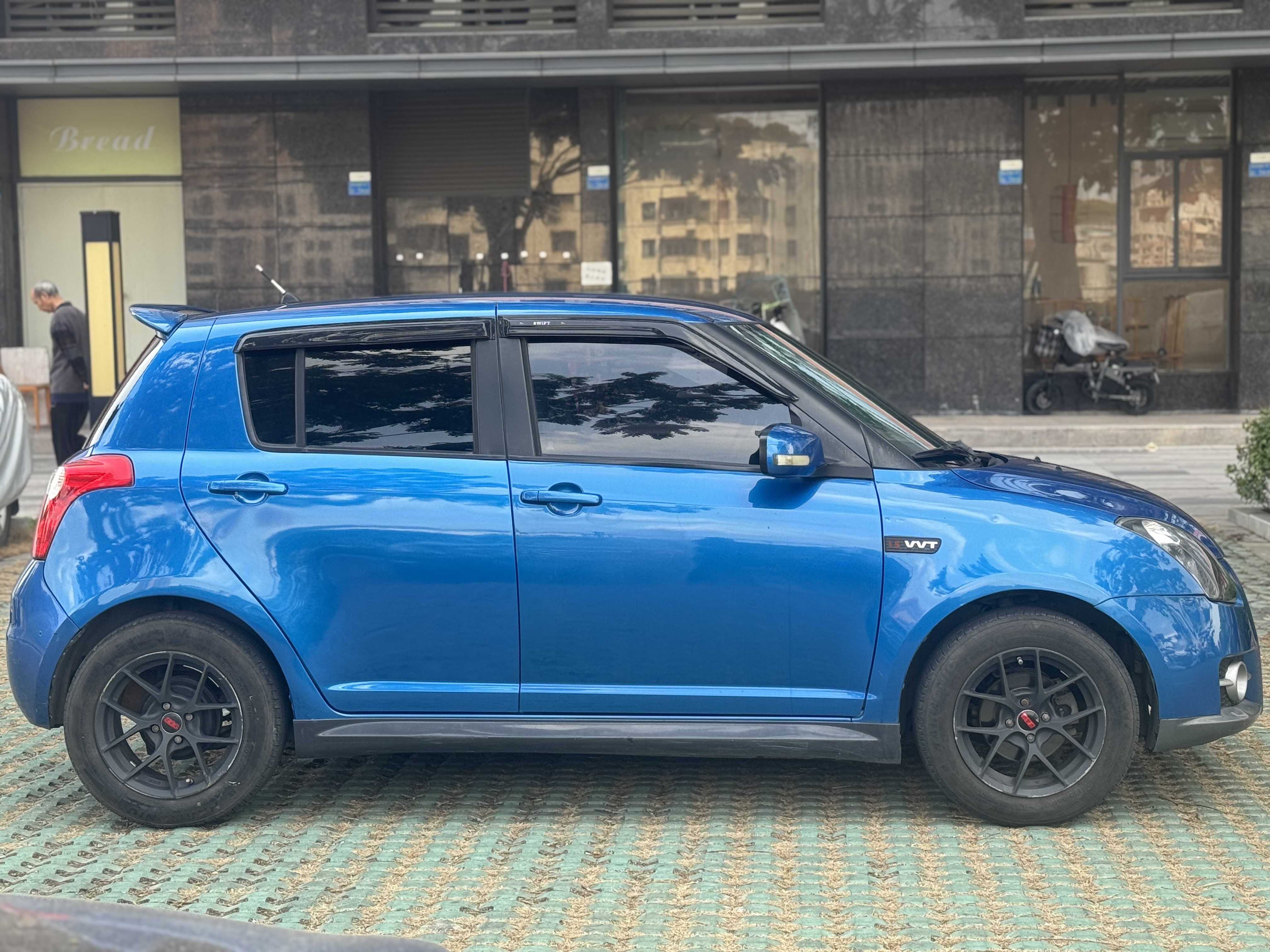 铃木 雨燕 2011 汽车图片 #3