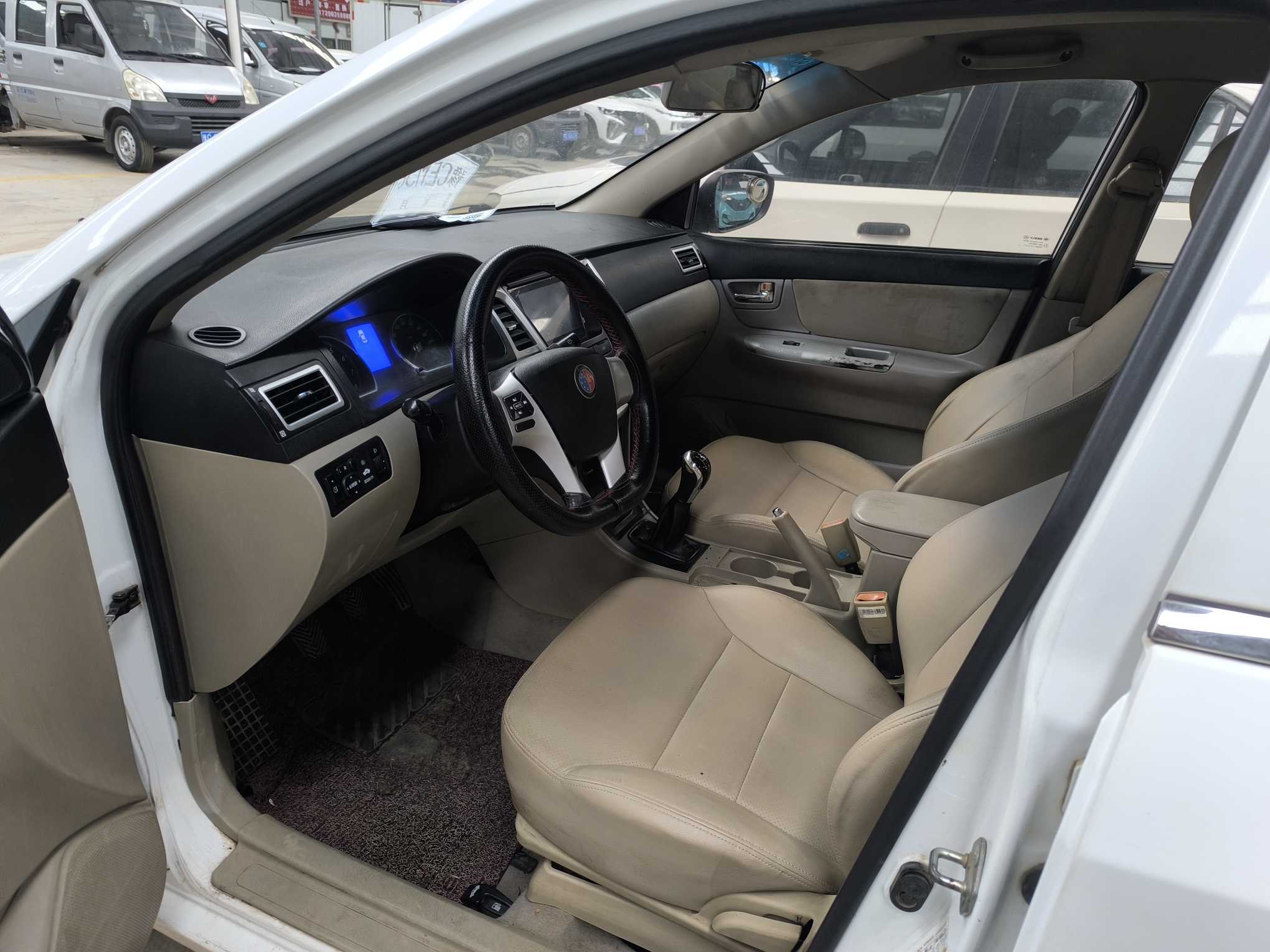 GEELY Seascape 2015 car image #3