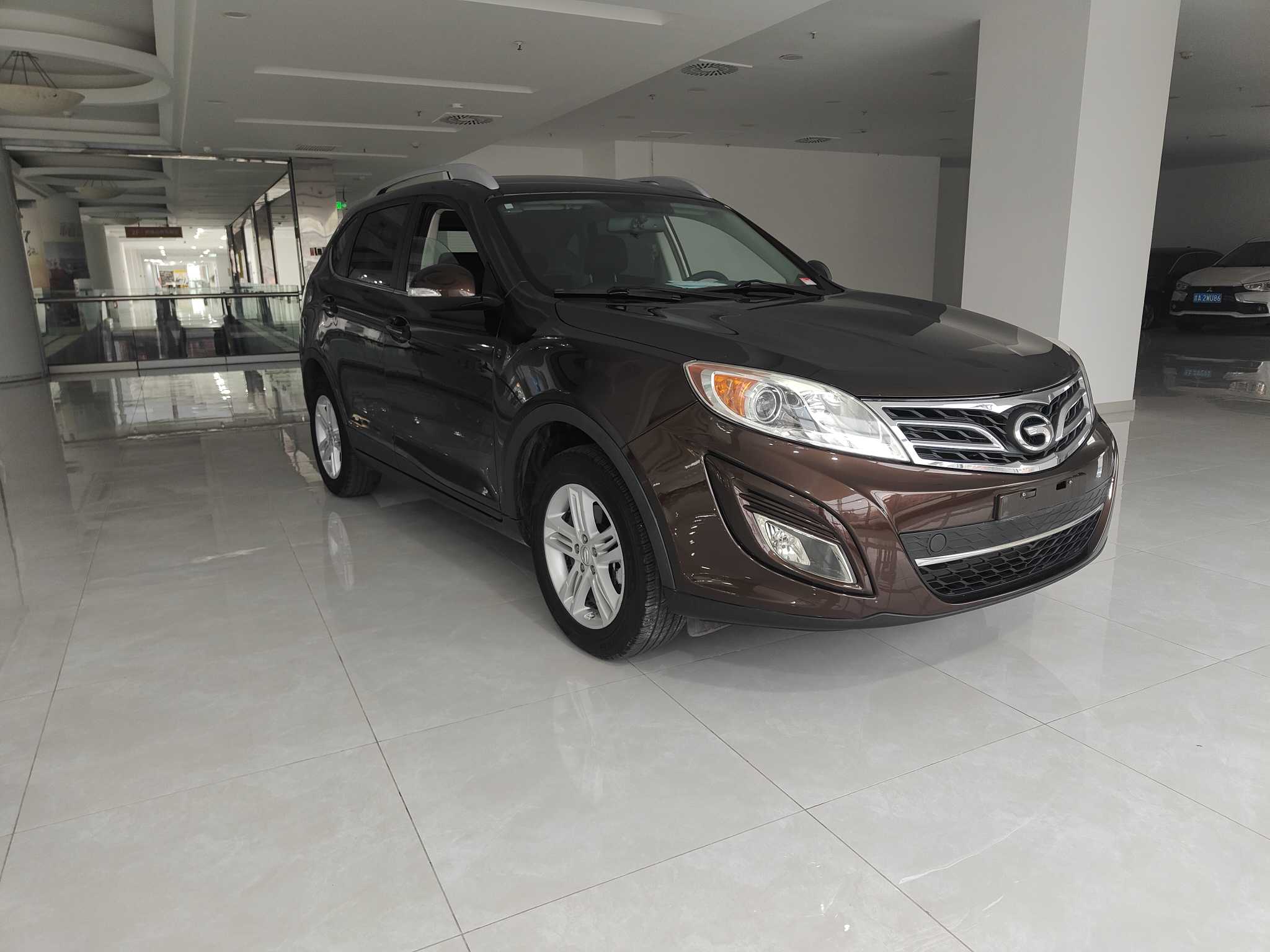 GAC Trumpchi GS5 Super 2014 car image #3