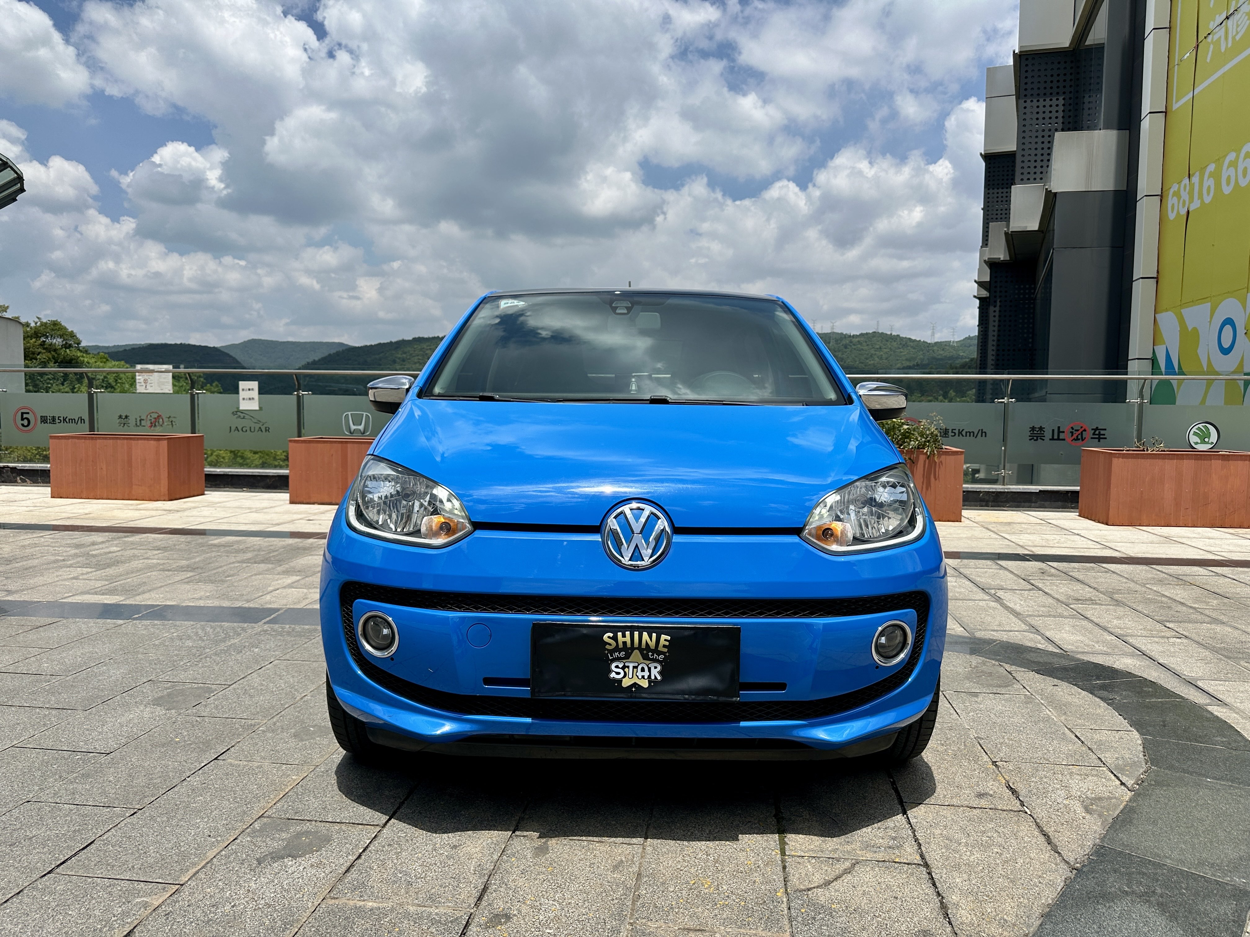 Volkswagen up! 2016 immagine di auto #3