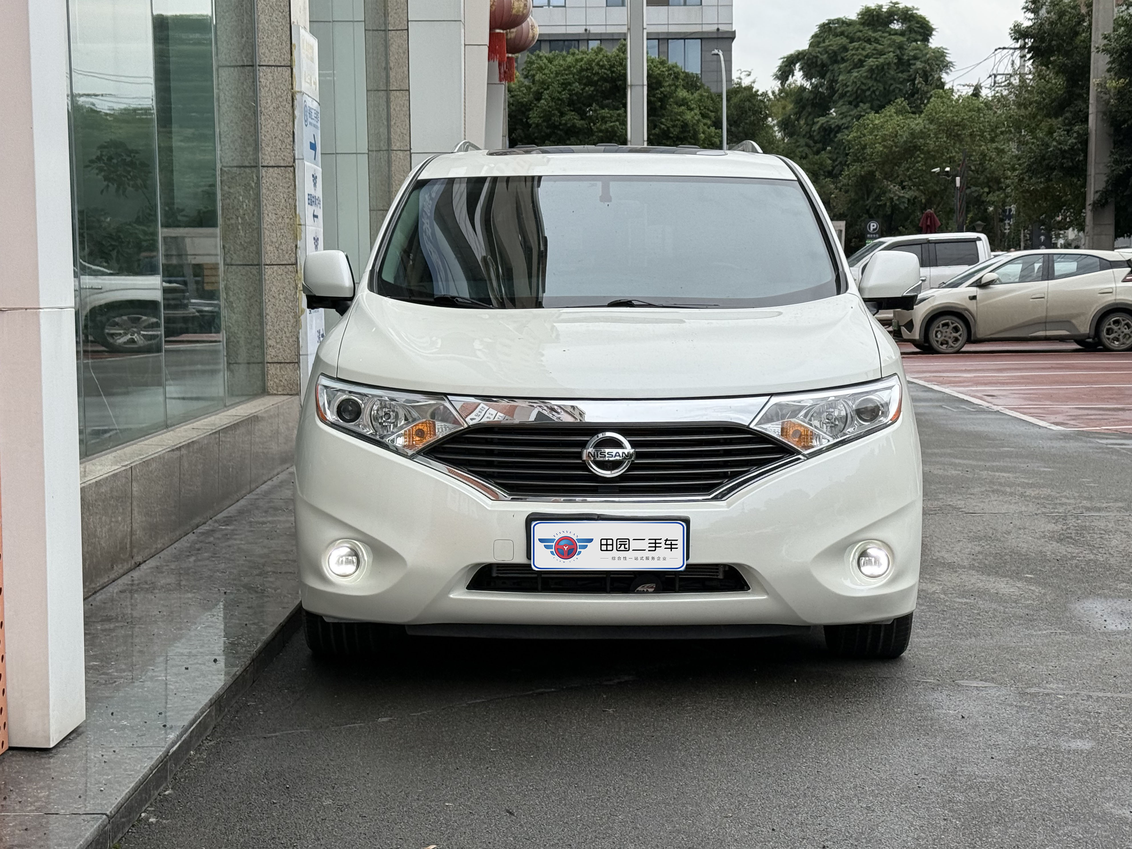 Nissan Quest 2017 imagen de coche #3