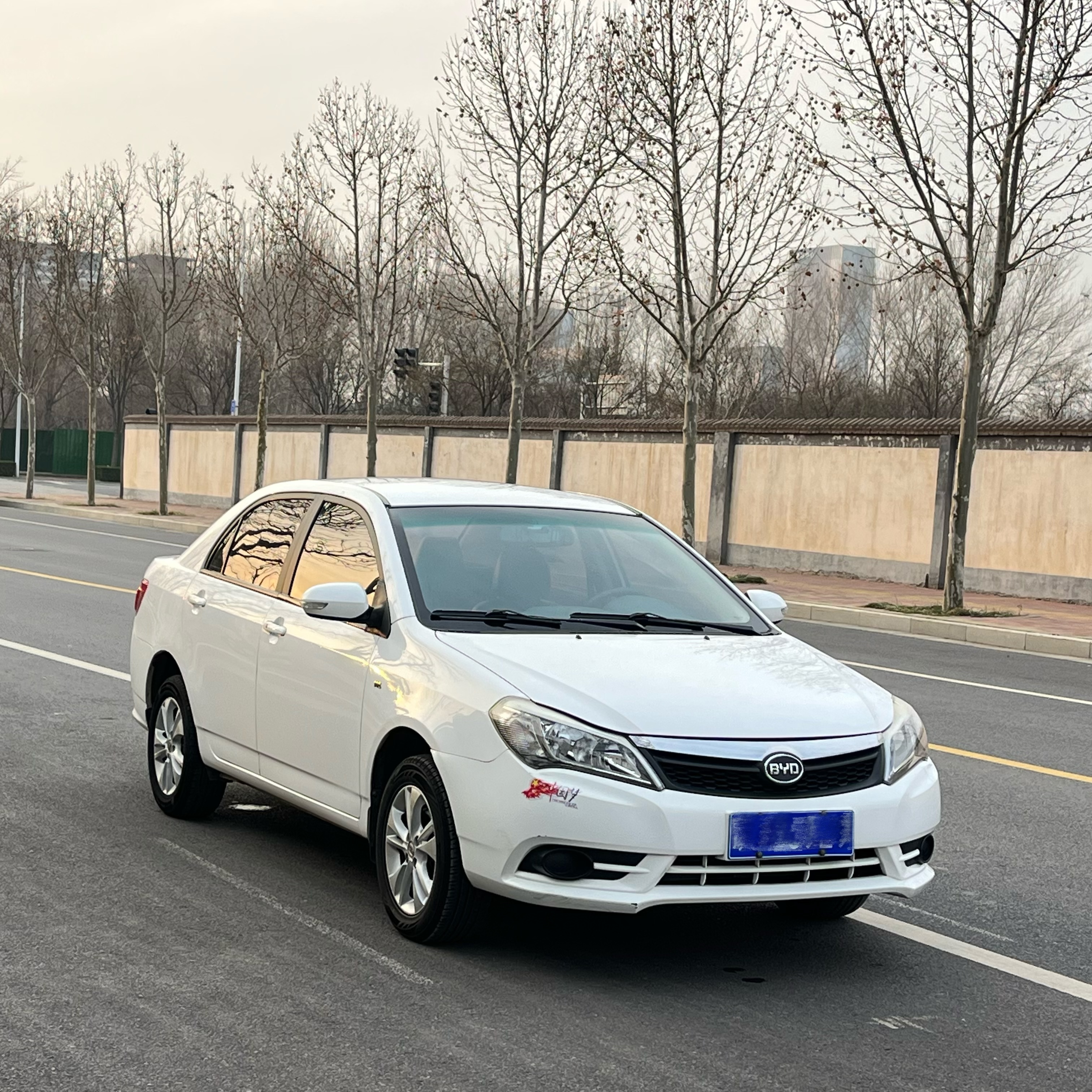 BYD F3 2015 car image #3