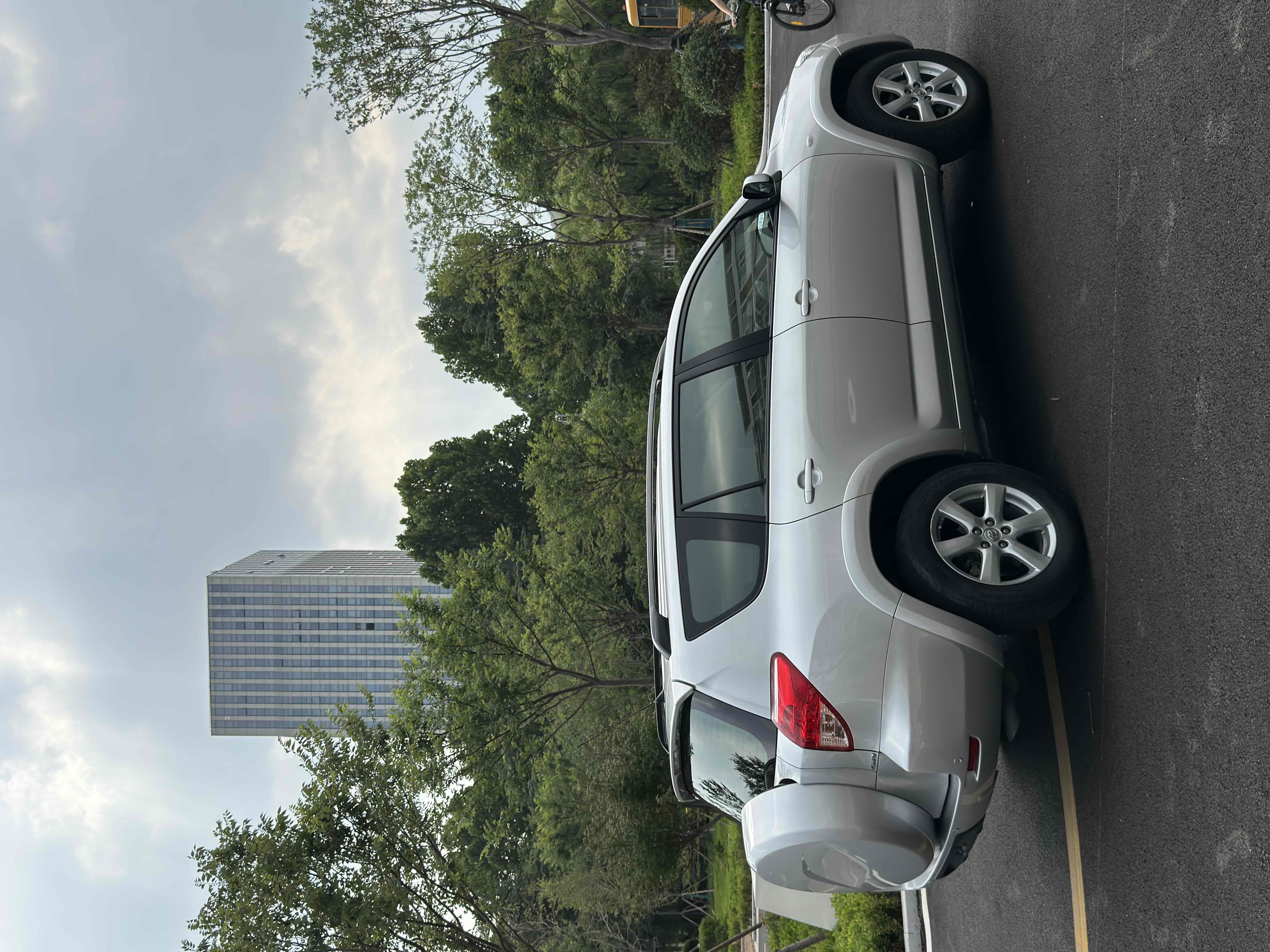 Toyota RAV4 (Imported) 2009 image de voiture #3