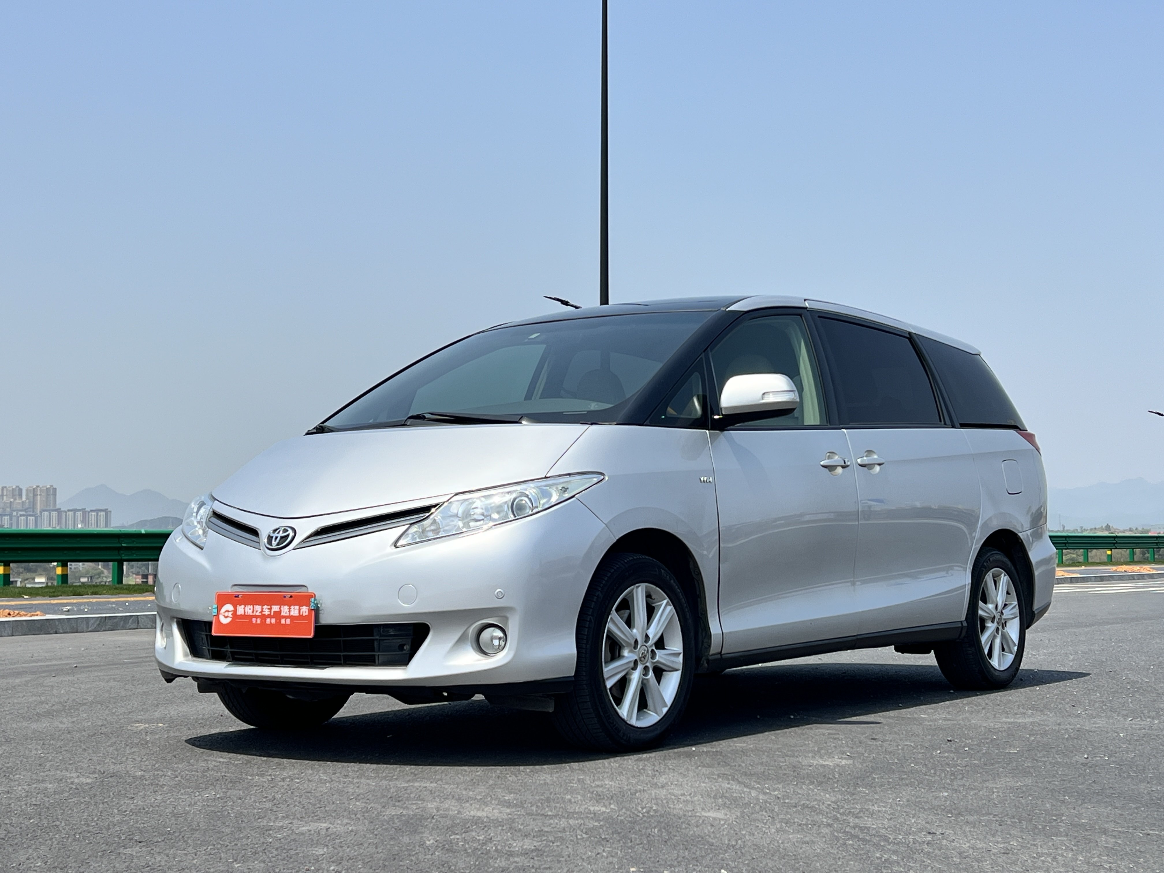 Toyota Previa 2010 car image #3