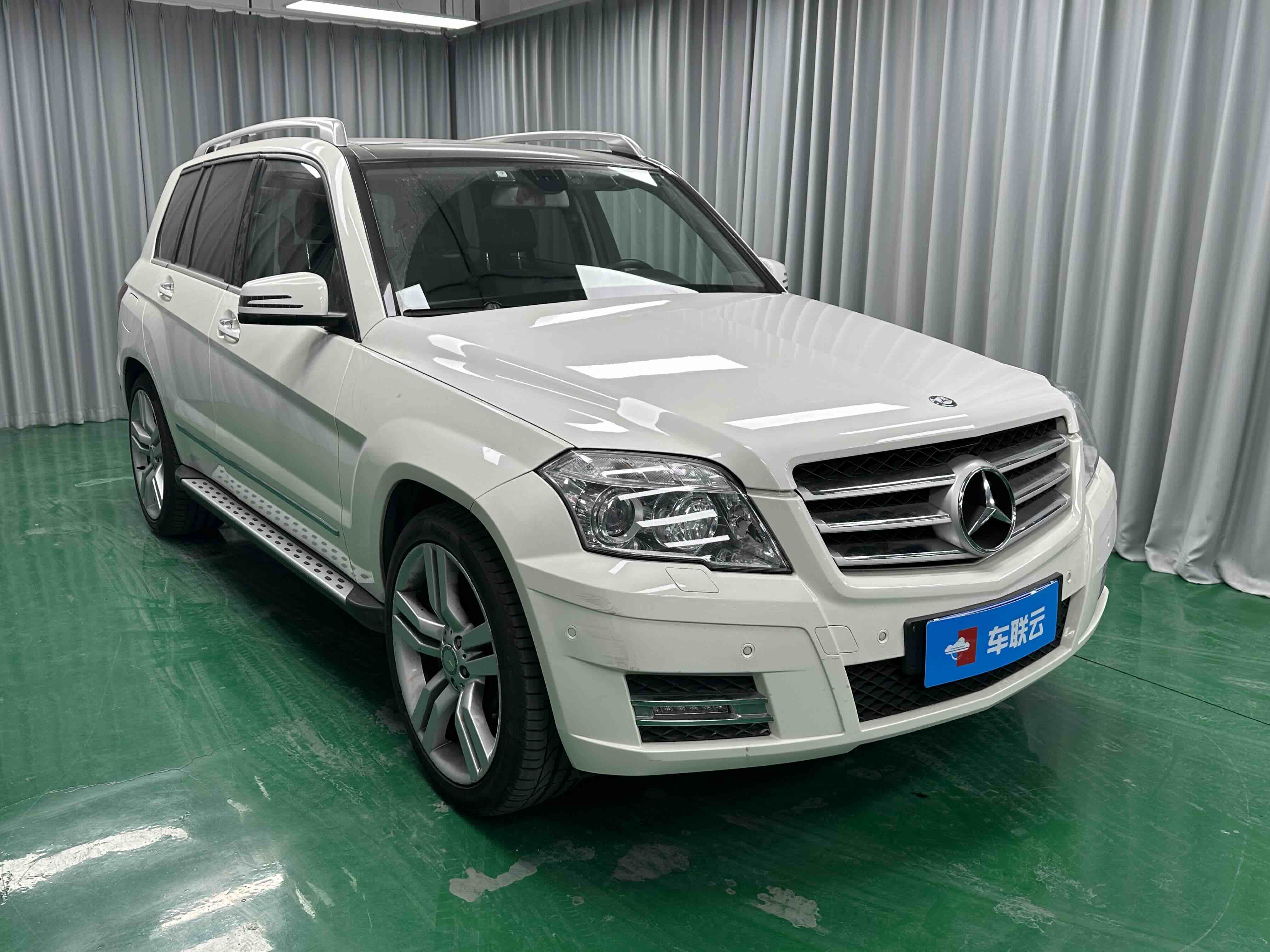 Mercedes-Benz GLK Class (Imported) 2010 car image #3