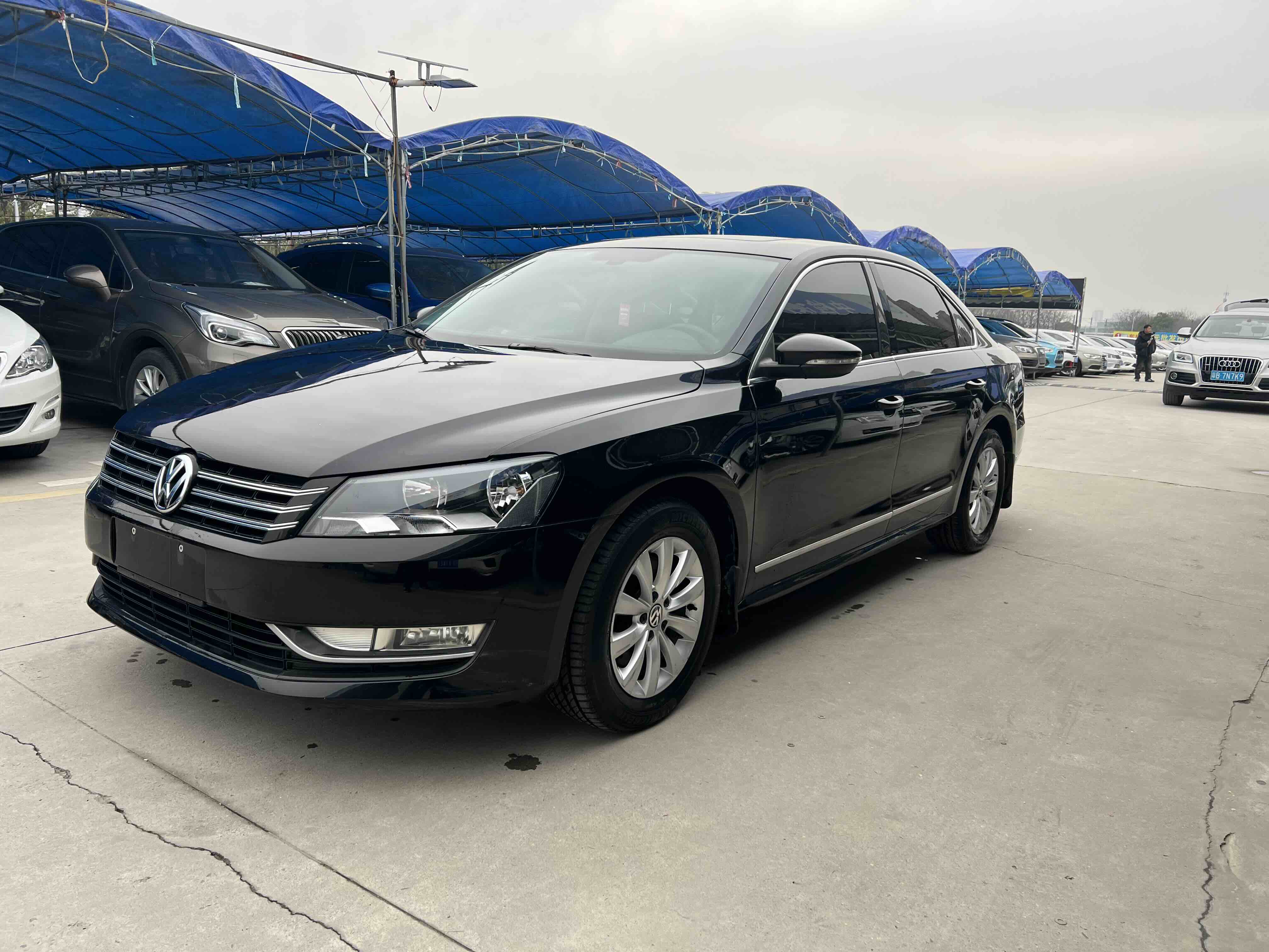 Volkswagen Passat 2015 car image #3
