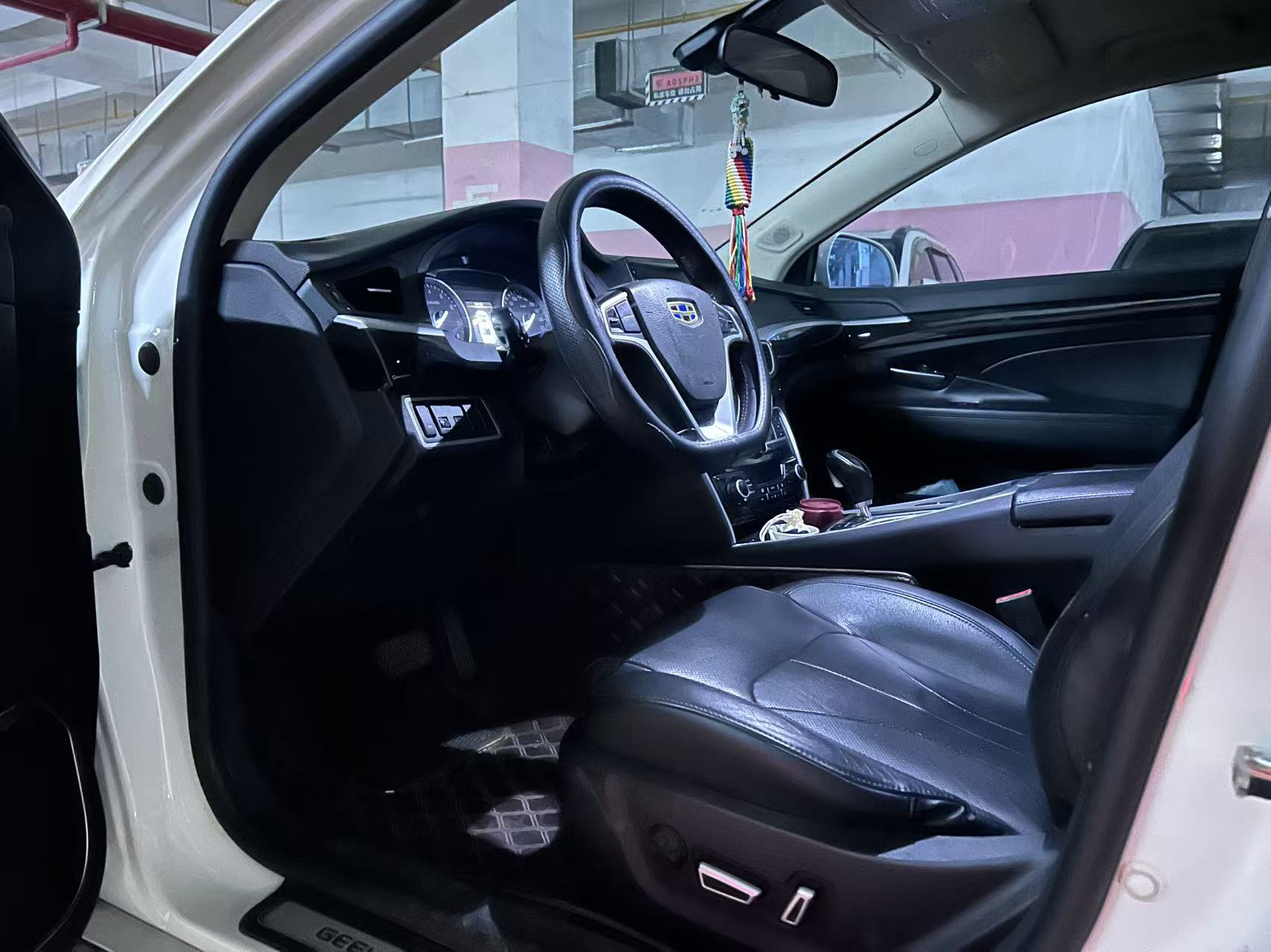 GEELY Ulion 2015 #3 GEELY Ulion 2015 immagine di auto #3