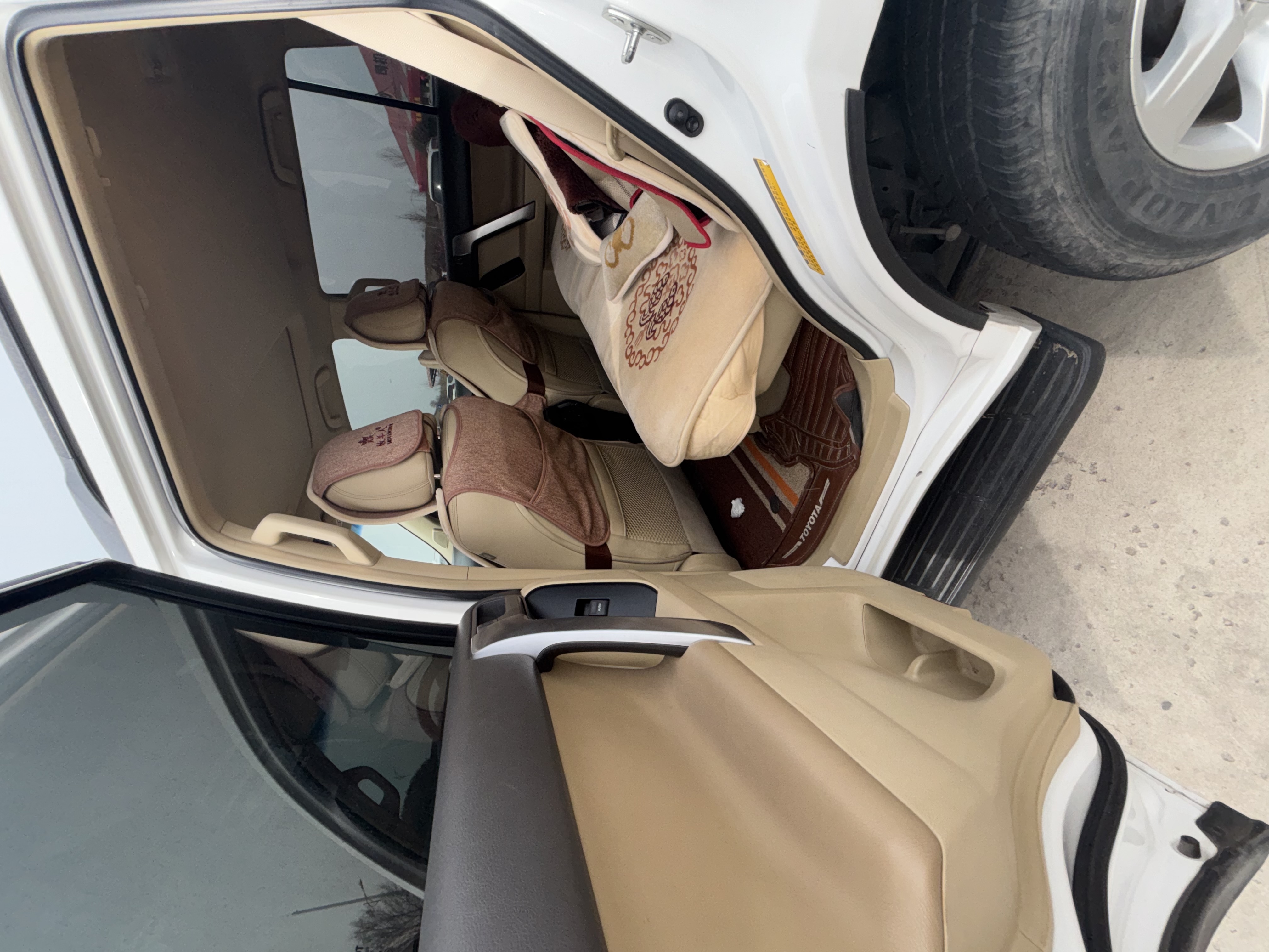 Toyota Land Cruiser Prado 2015 car image #3