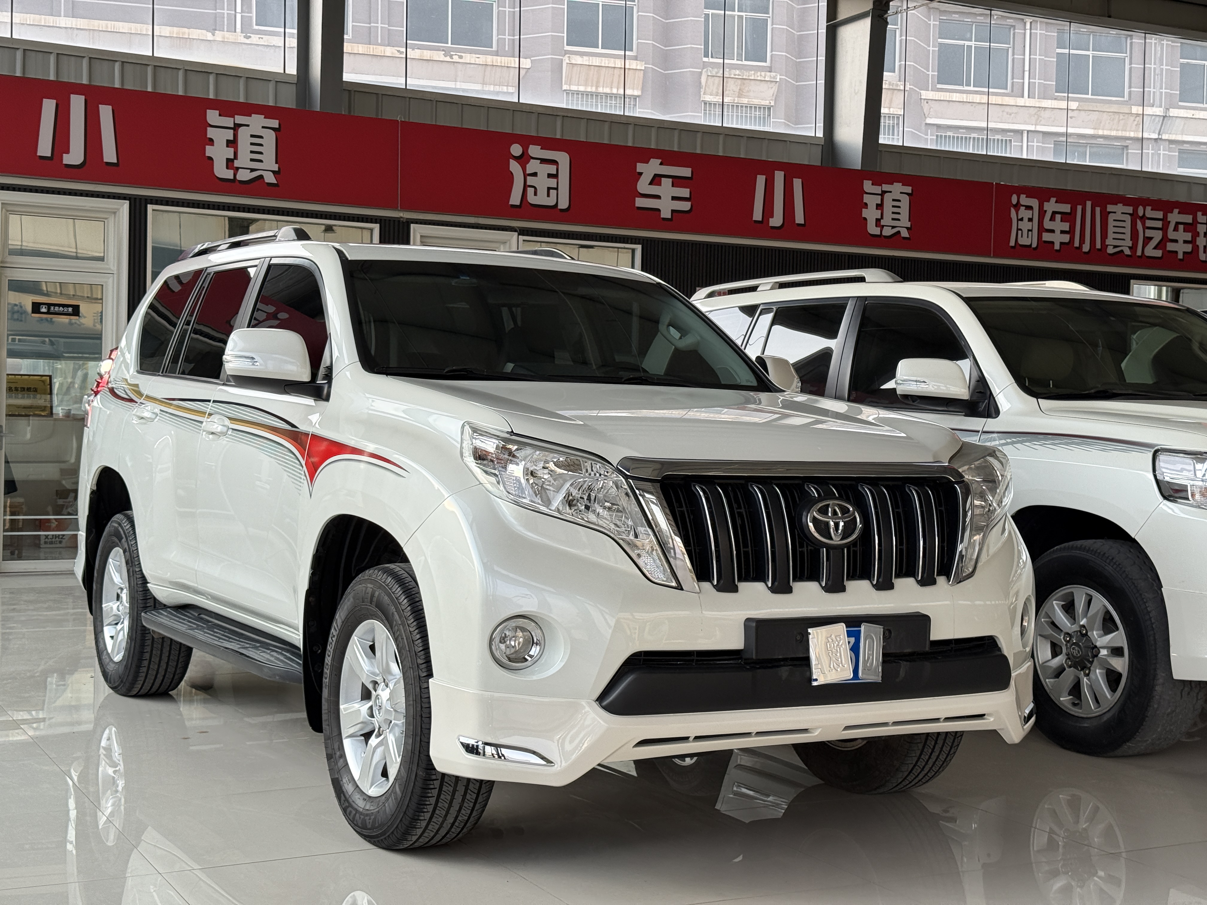 Toyota Land Cruiser Prado 2016 car image #3