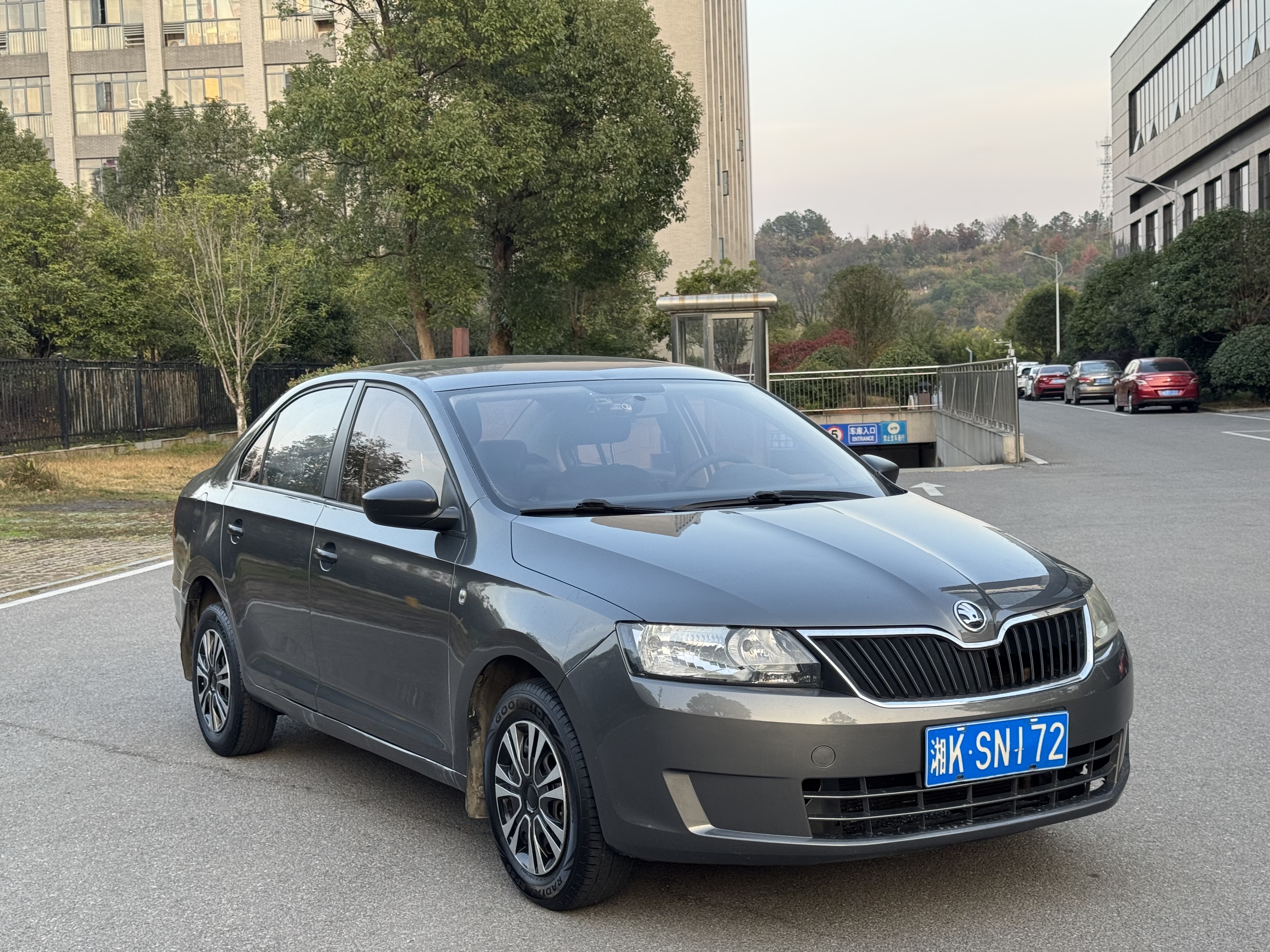 Skoda Rapid 2017 #3 Skoda Rapid 2017 car image #3