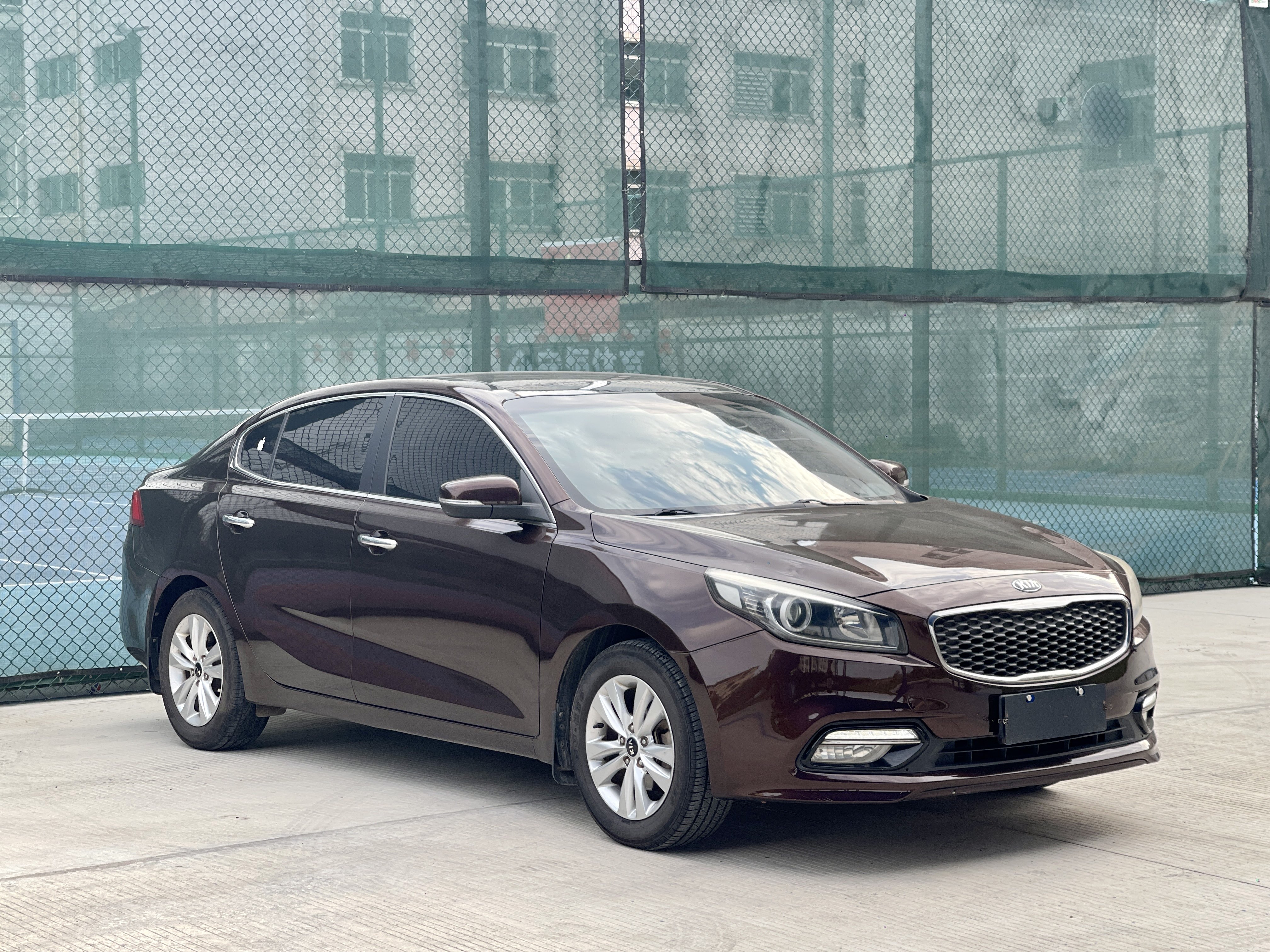 起亚 起亚K4 2015 汽车图片 #3