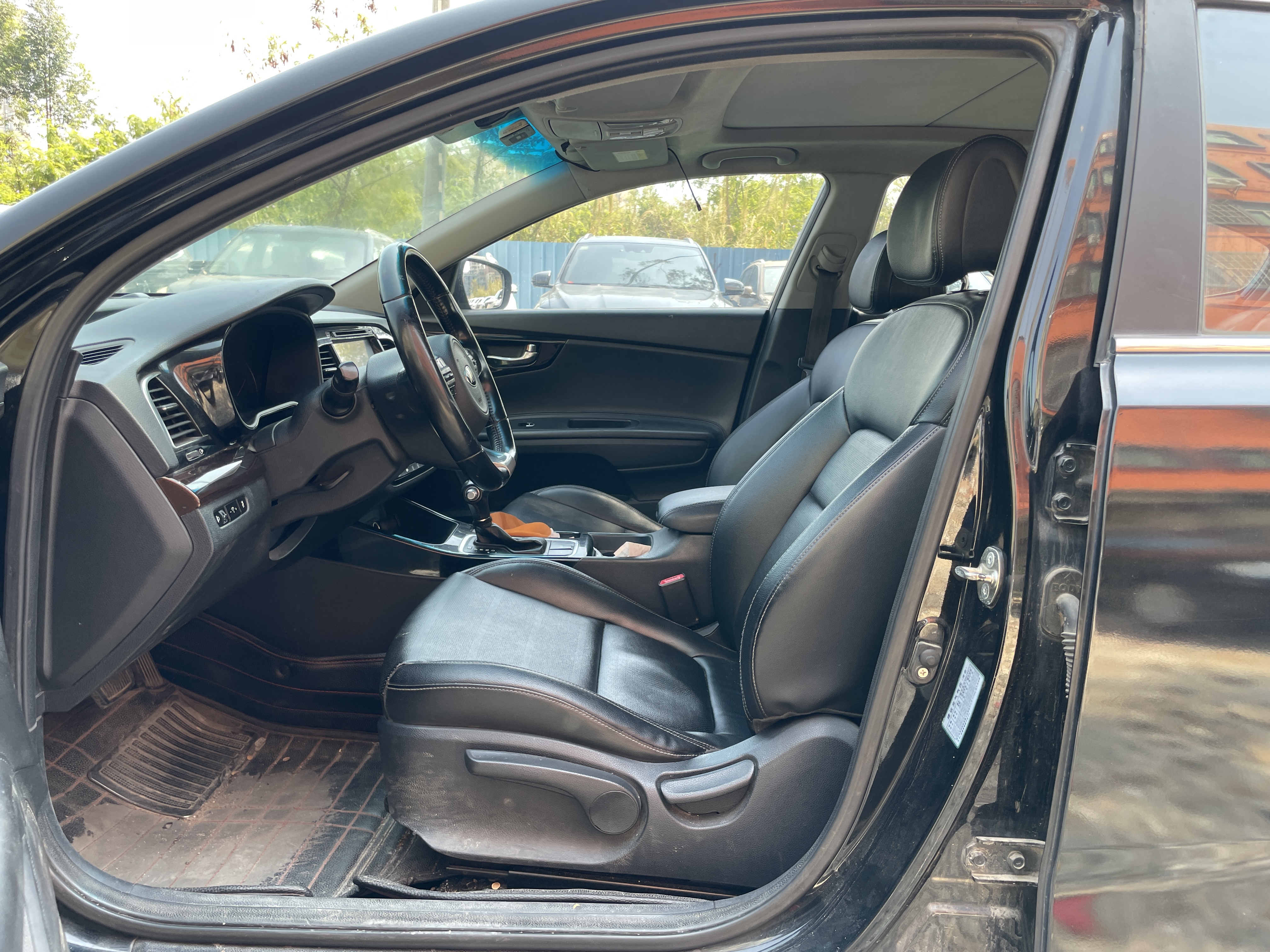 起亚 起亚K4 2015 汽车图片 #3