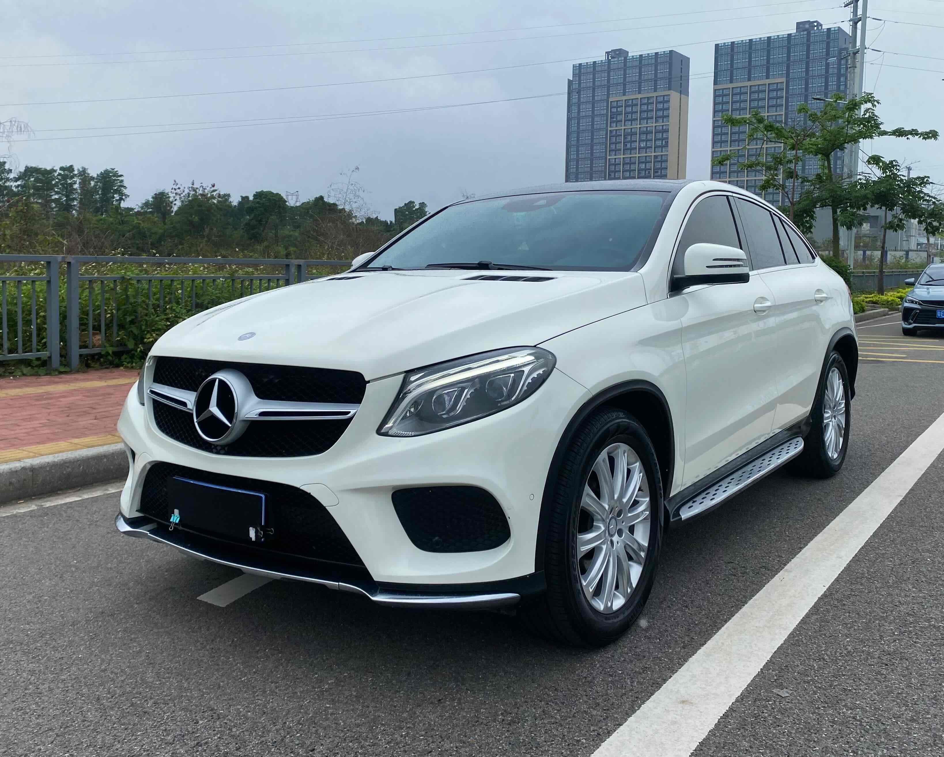 Mercedes-Benz GLE Coupe 2016 صورة سيارة #3