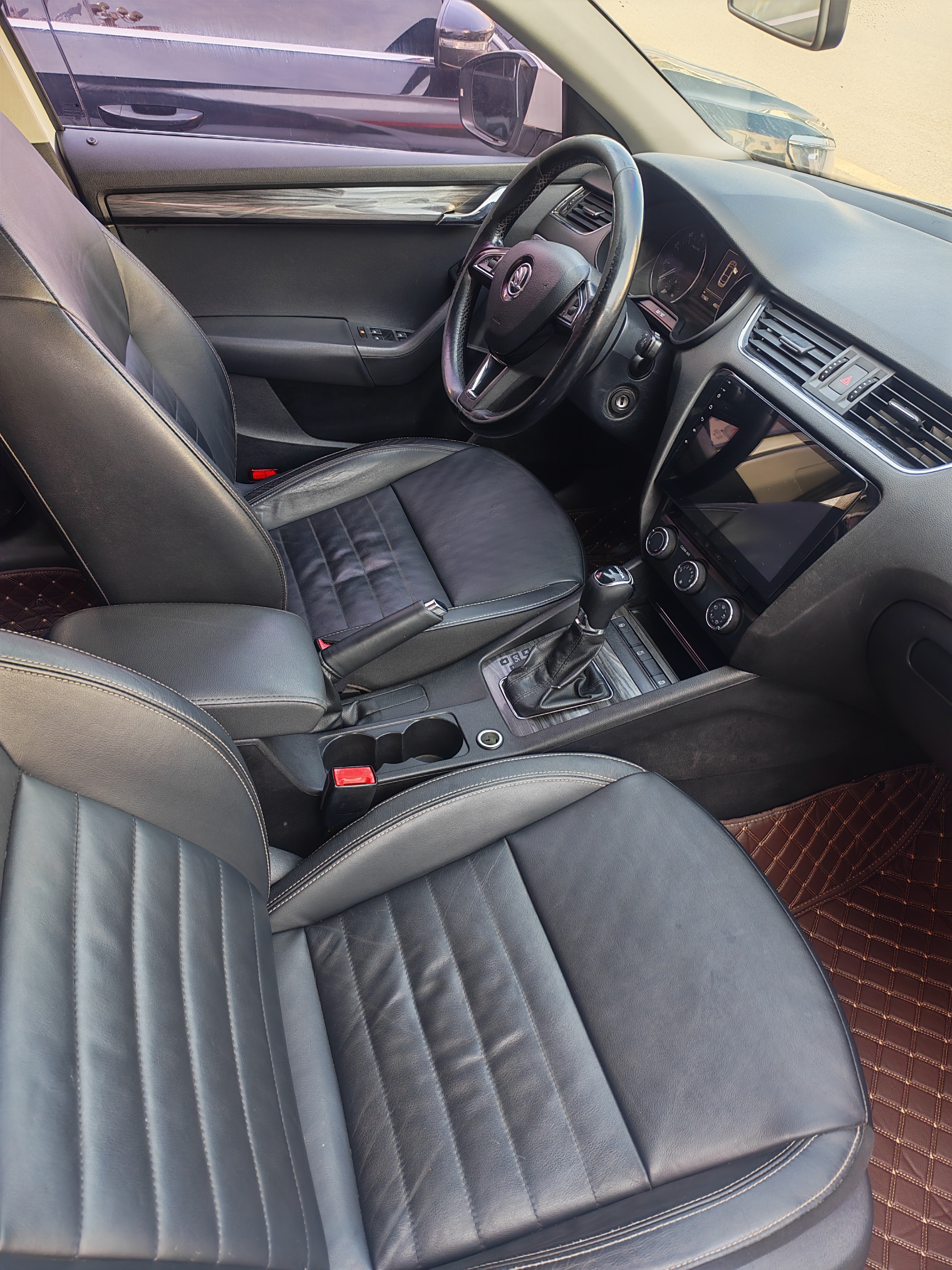 Skoda Octavia 2016 car image #3