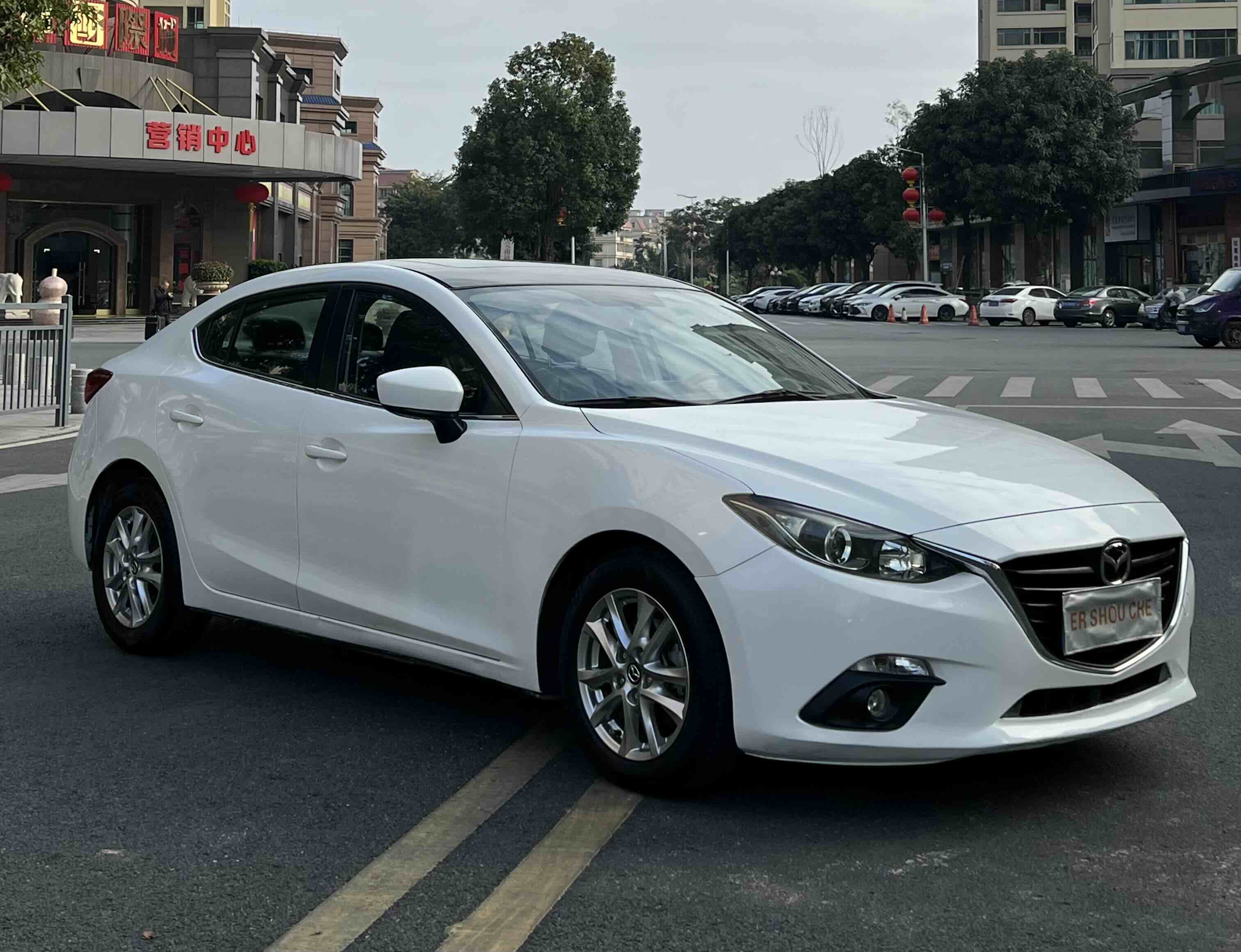 Mazda 3 Axela 2015 imagem de carro #3