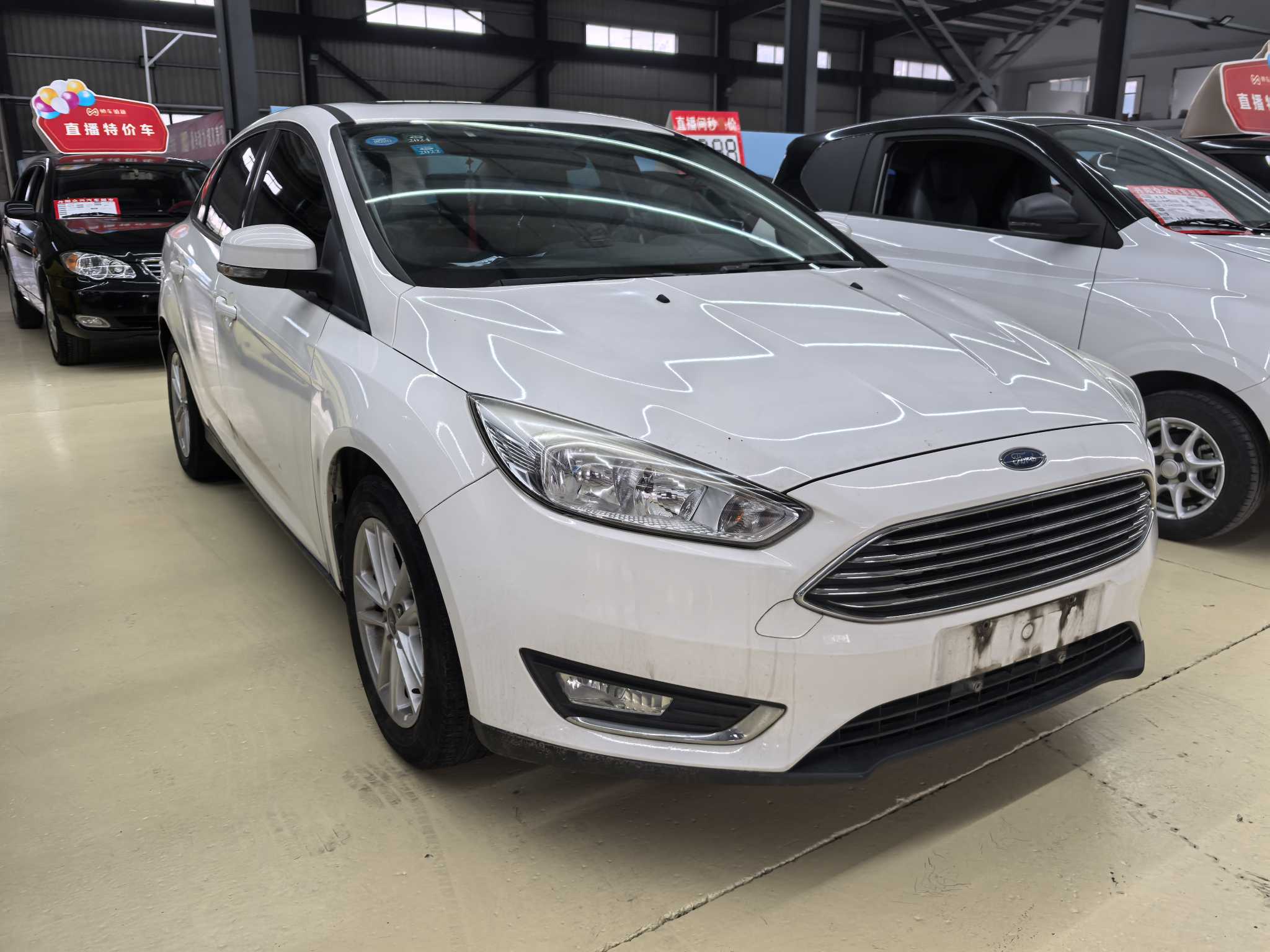 Ford Focus 2016 صورة سيارة #3