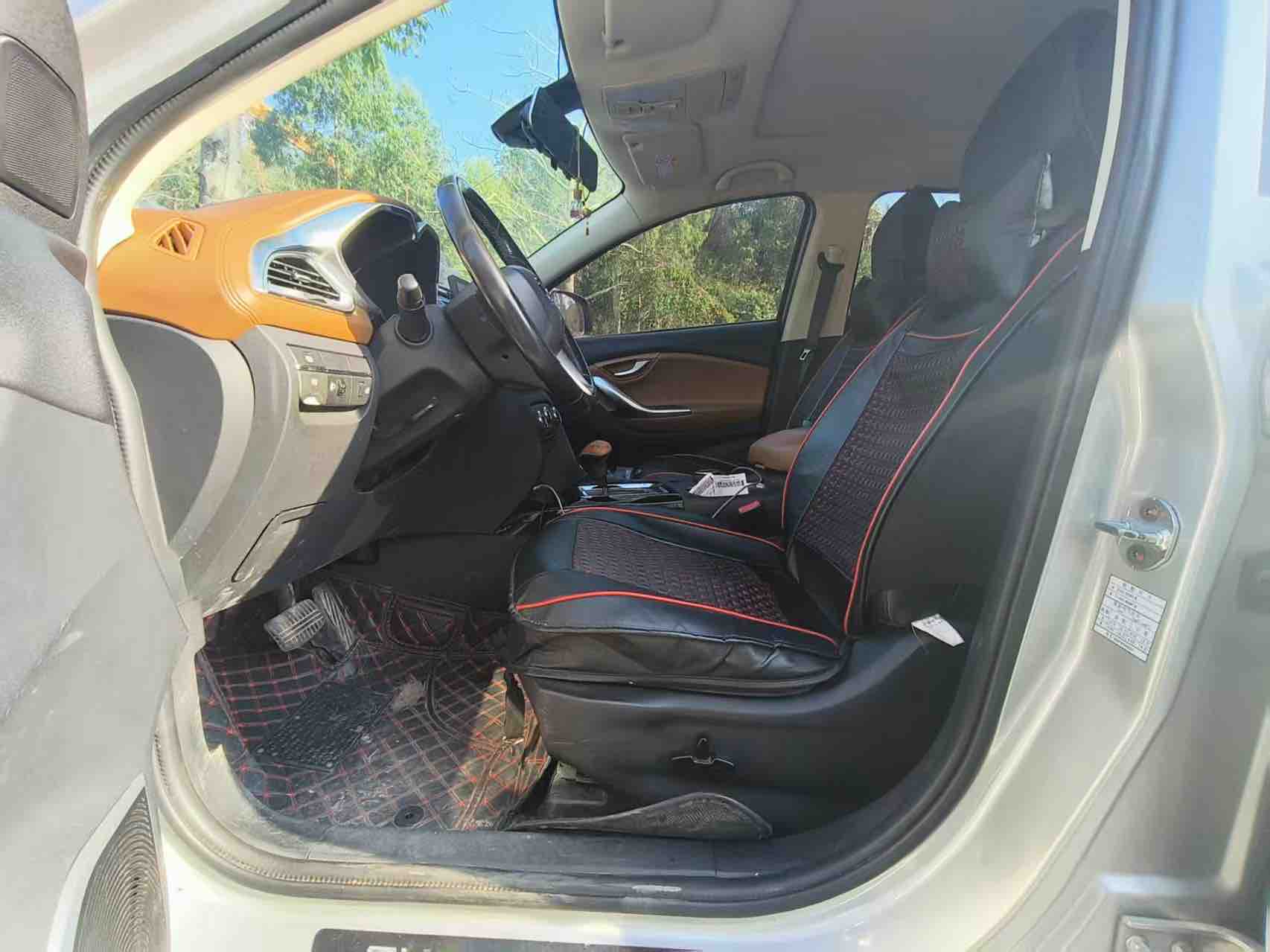 东南 东南DX7 2015 汽车图片 #3