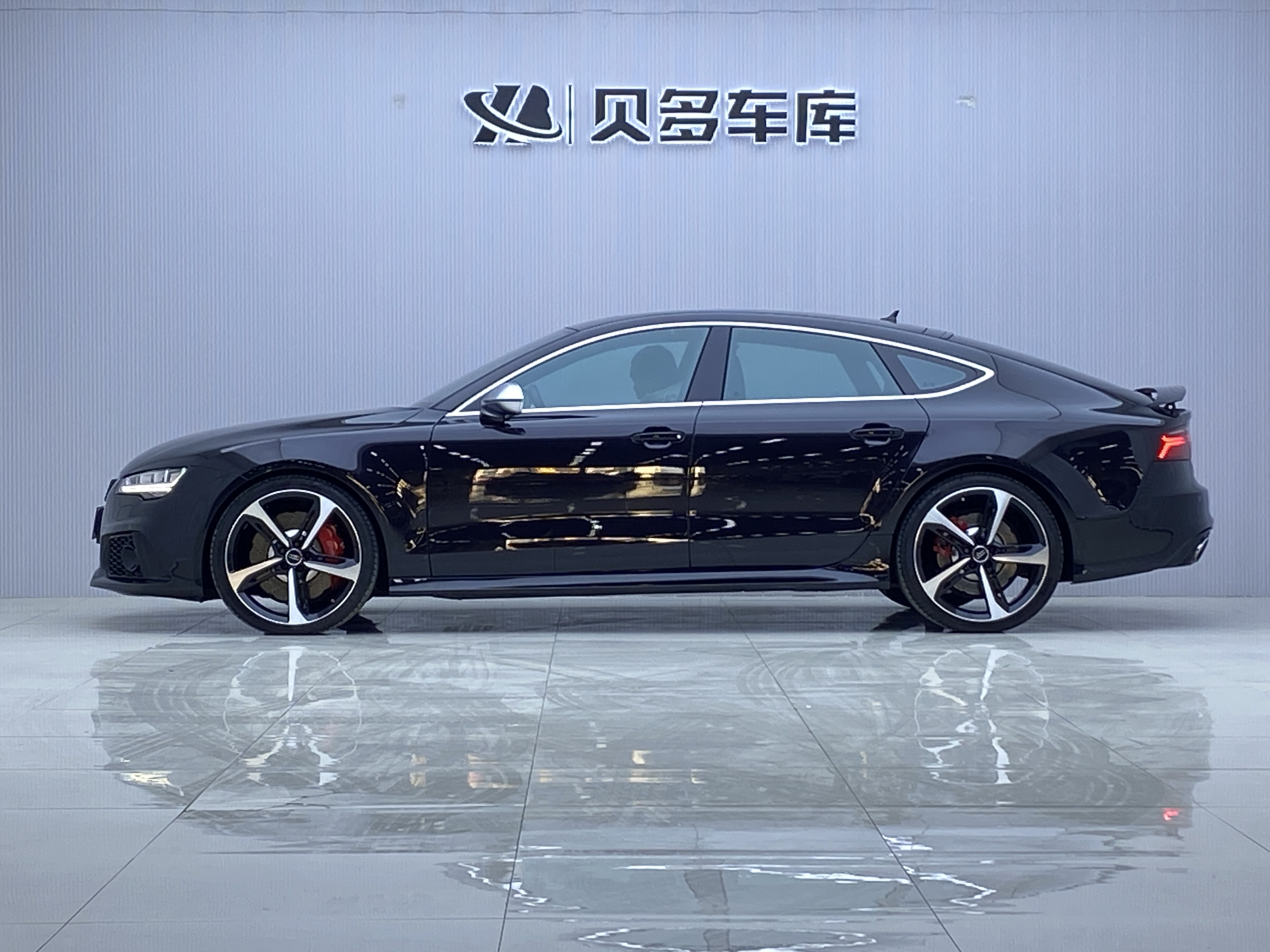 Audi RS 7 2019 car image #3