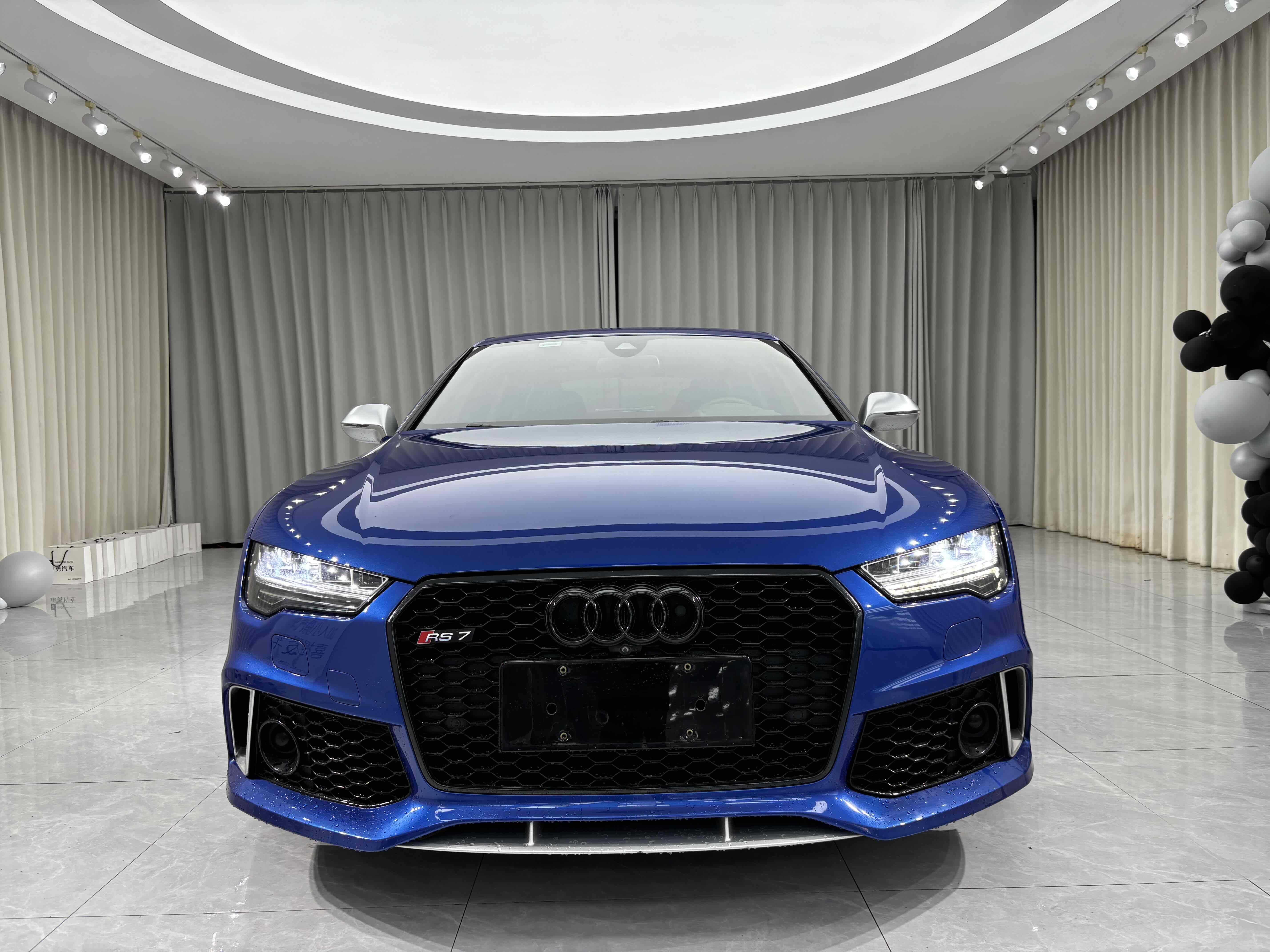 Audi RS 7 2017 car image #3