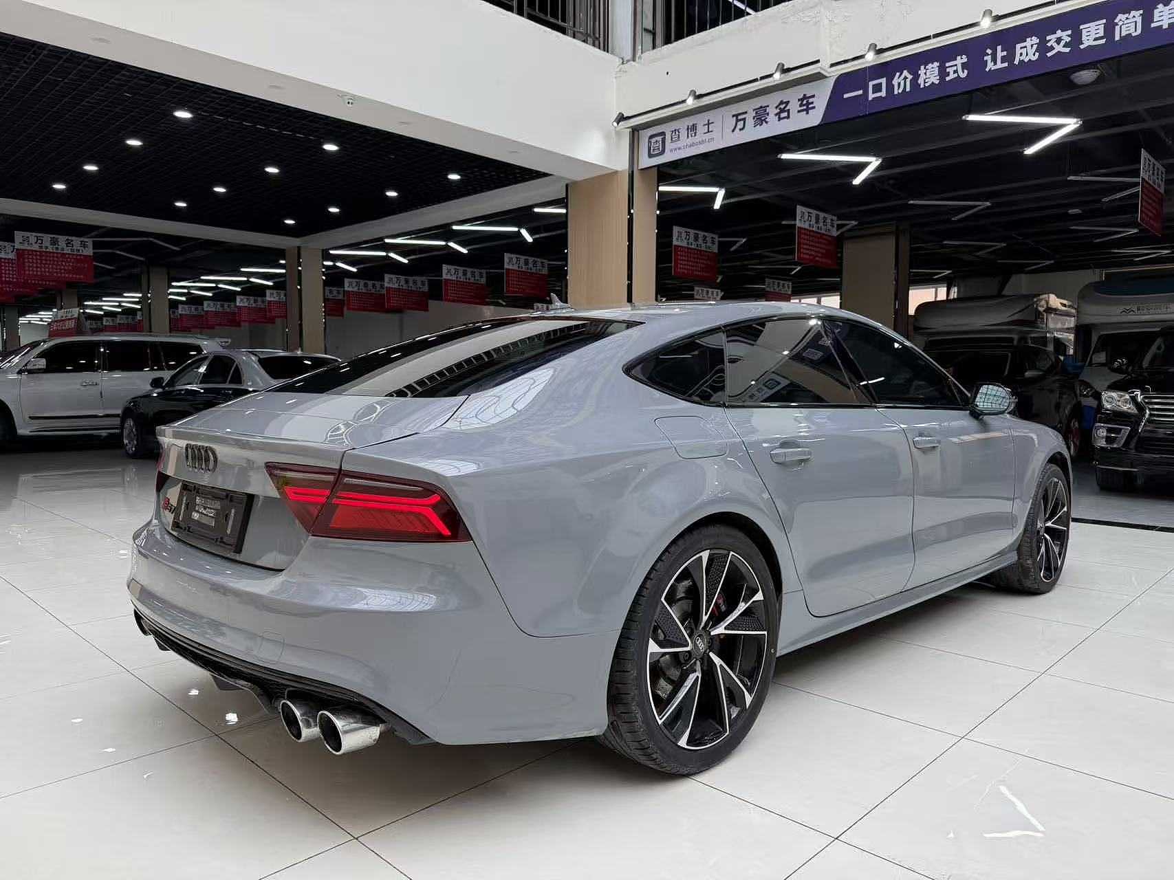 Audi RS 7 2018 car image #3