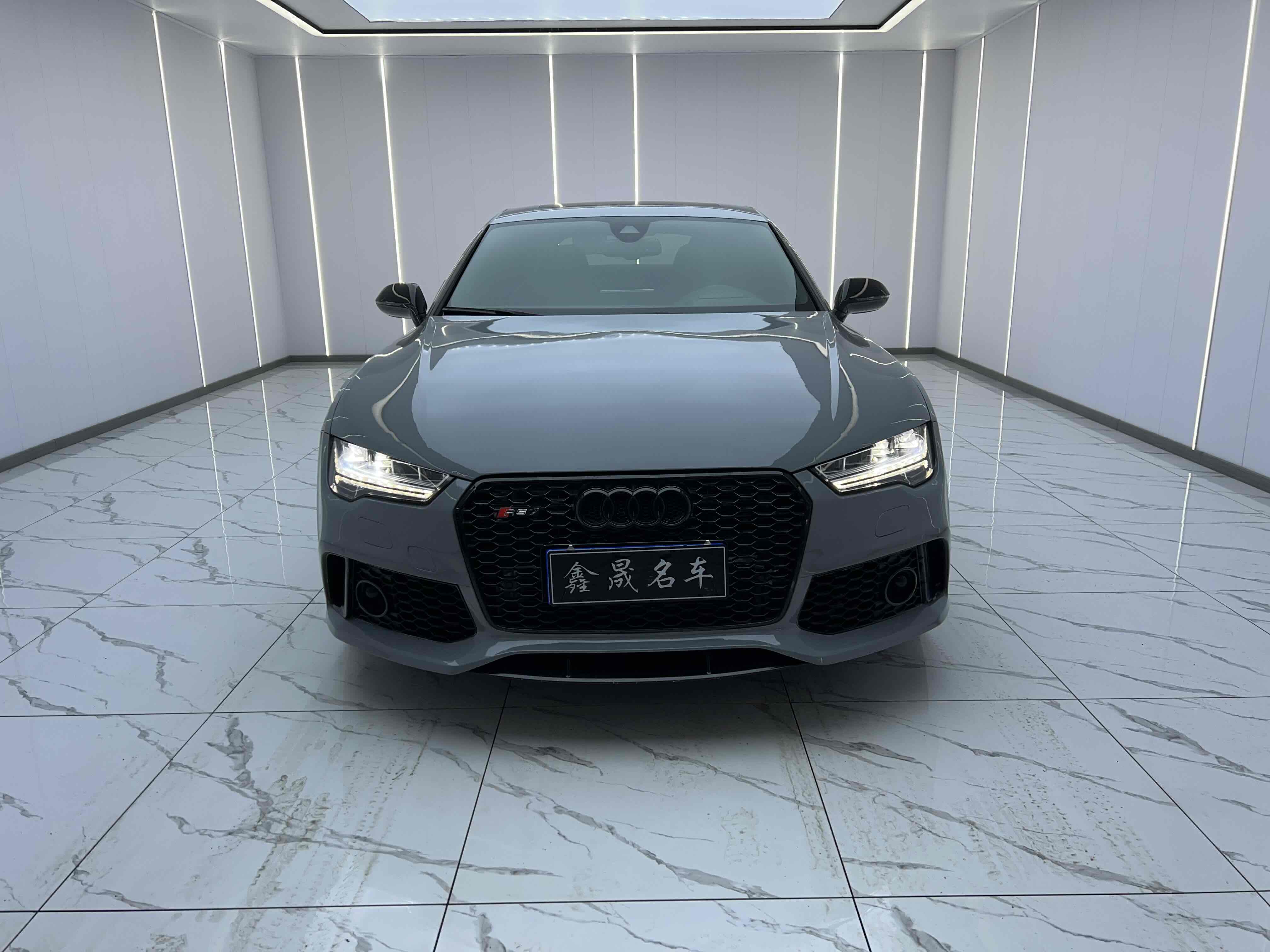 Audi RS 7 2018 car image #3