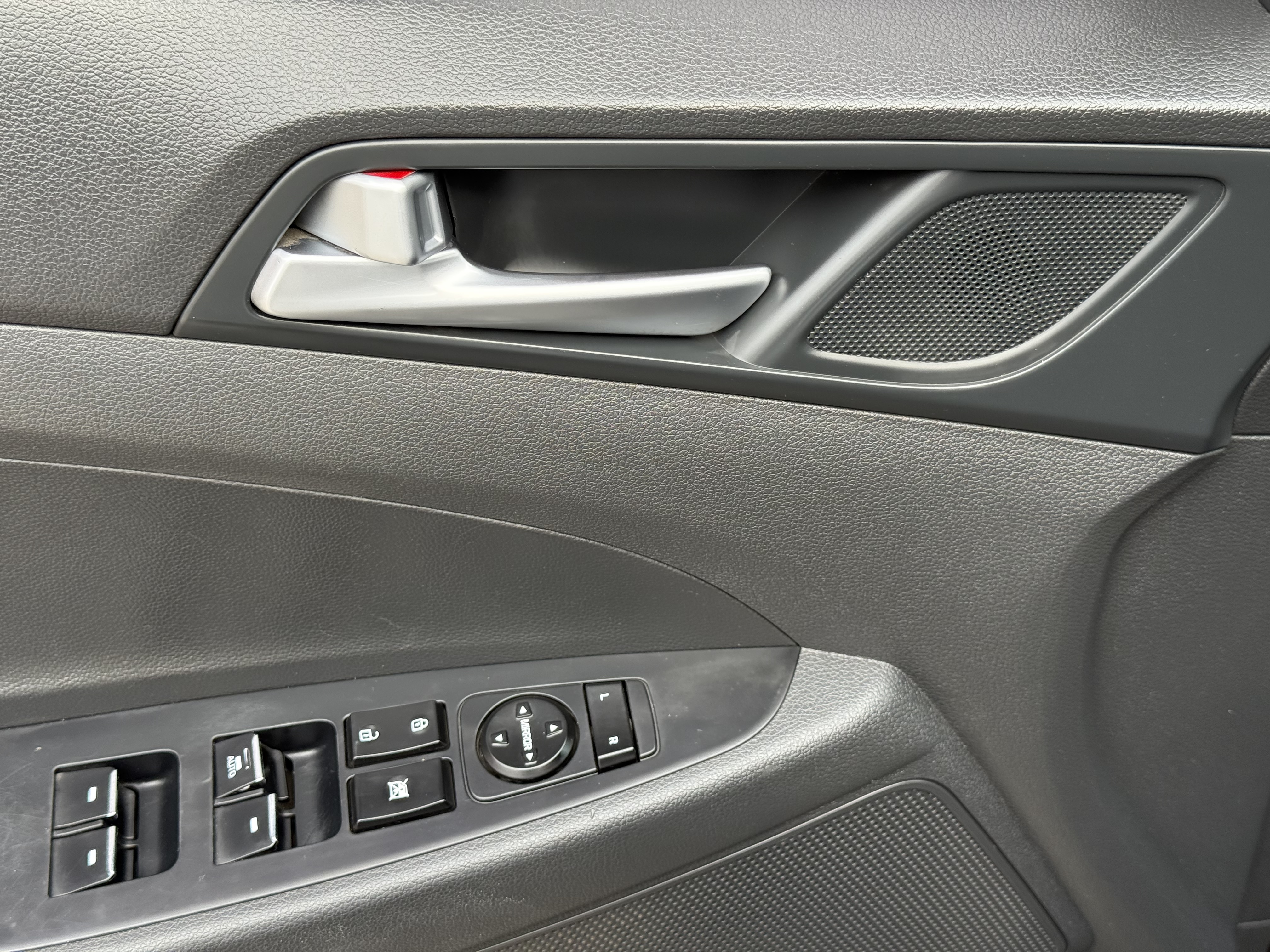 Hyundai Tucson 2016 imagem de carro #3