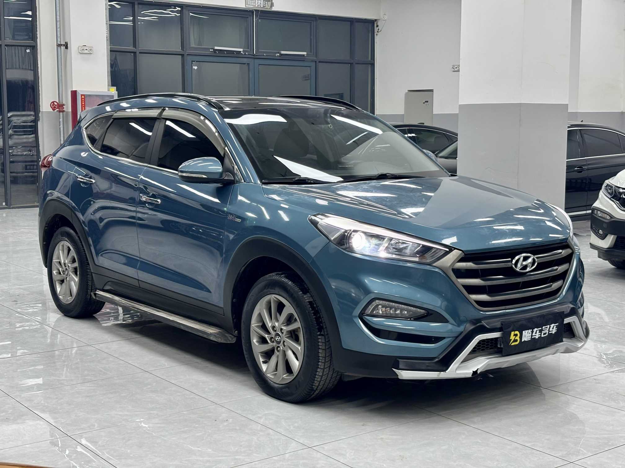 Hyundai Tucson 2016 car image #3
