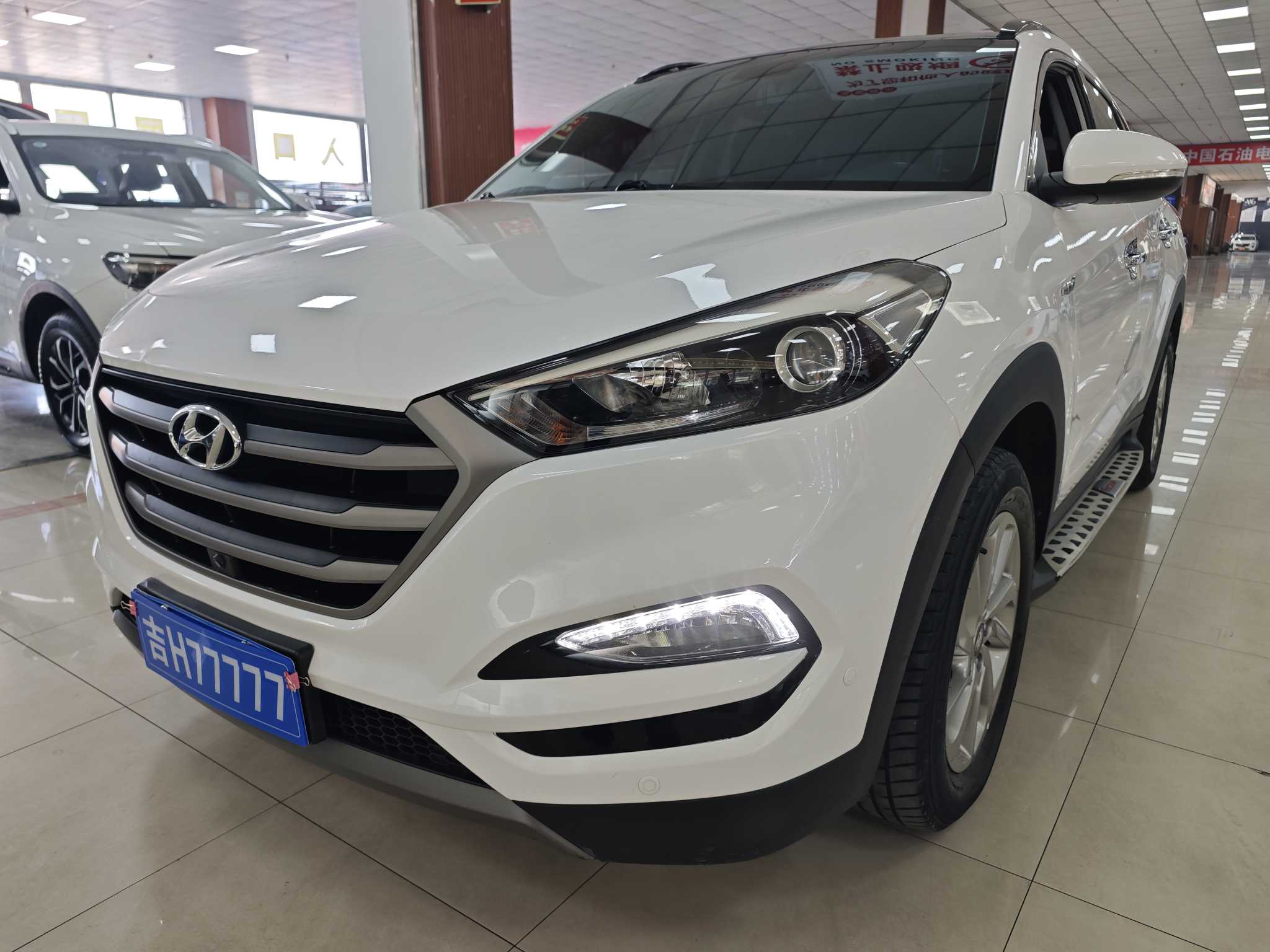 Hyundai Tucson 2017 car image #3