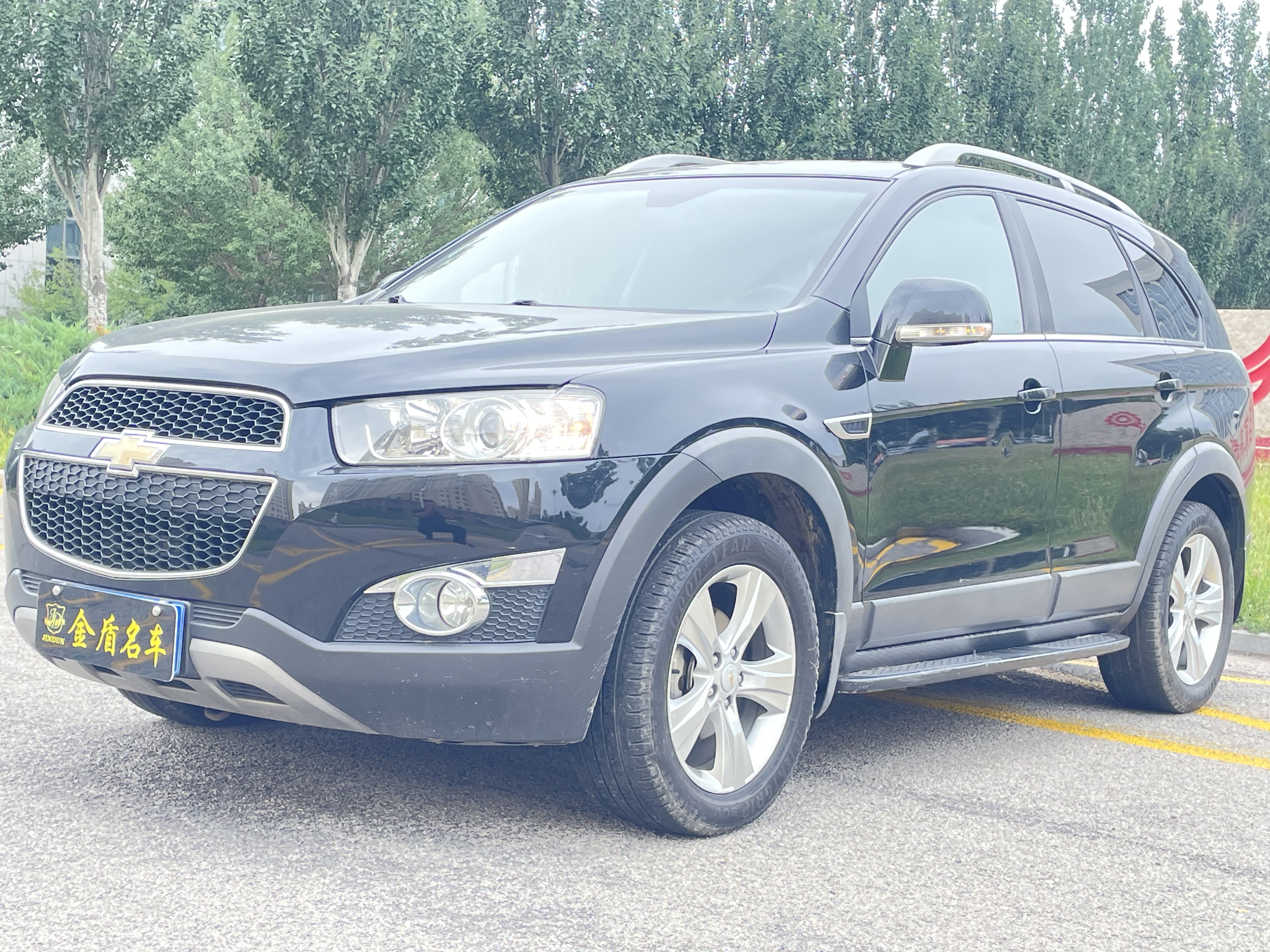 Chevrolet Captiva (Imported) 2012 car image #3