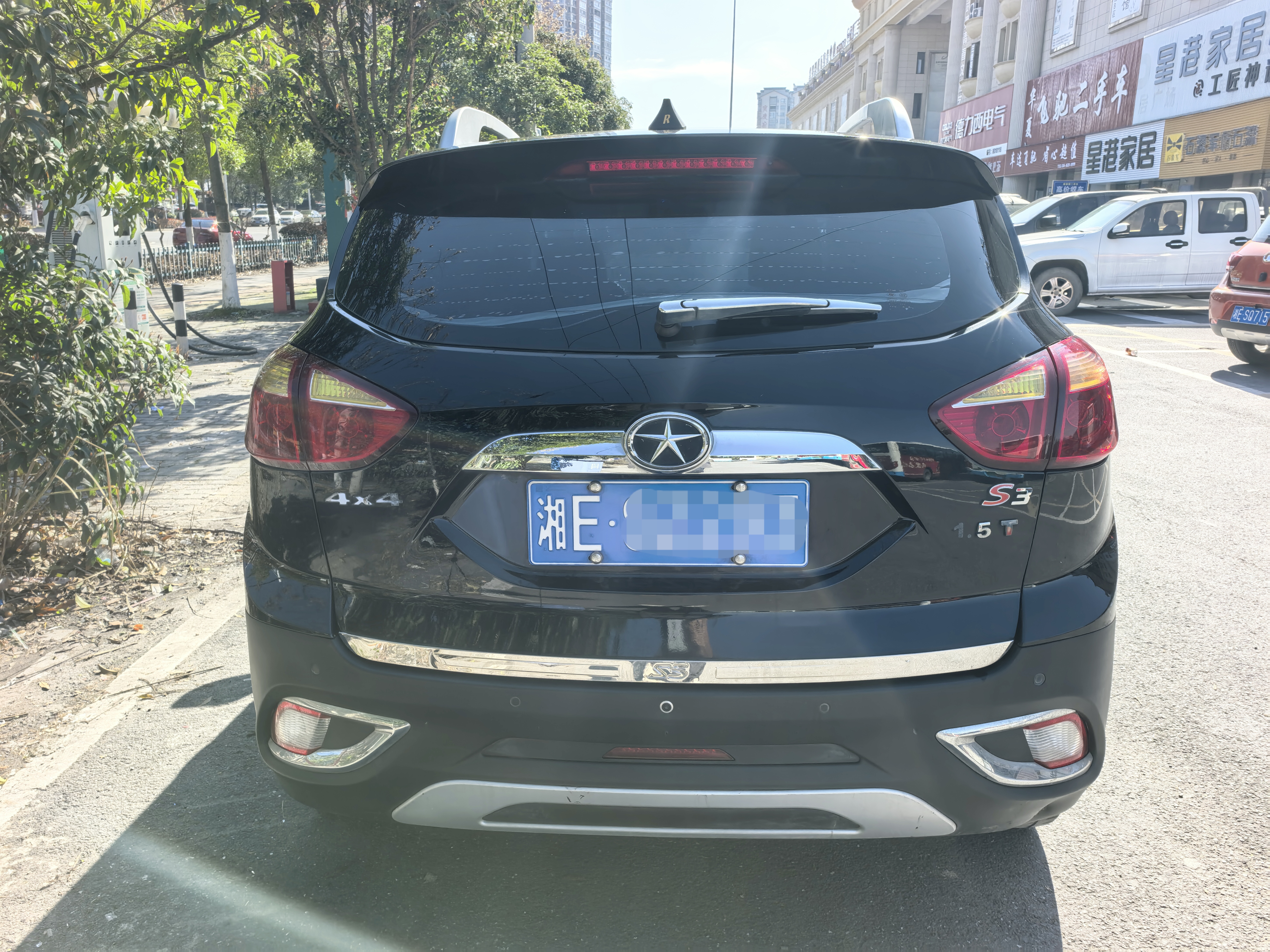JAC 2015 #3 JAC 2015 car image #3