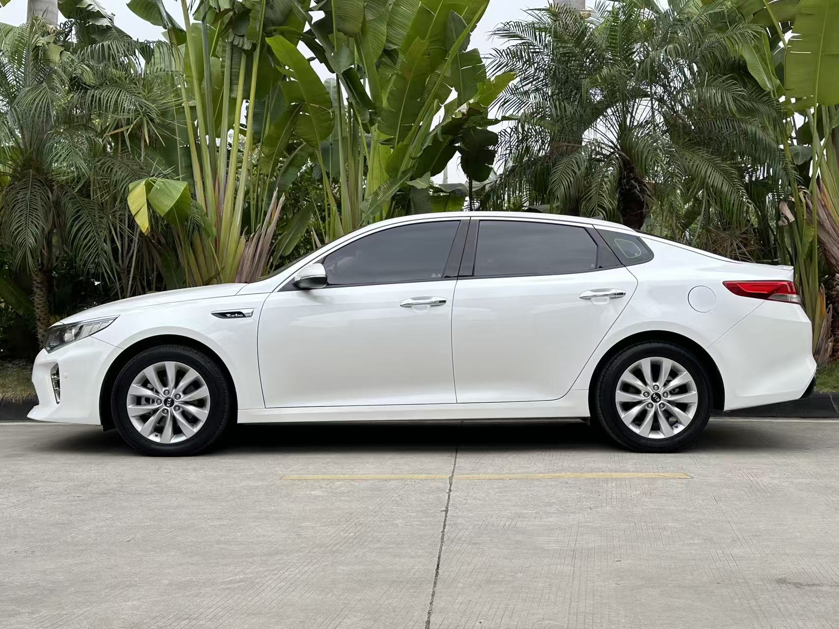 起亚 起亚K5 2016 汽车图片 #3