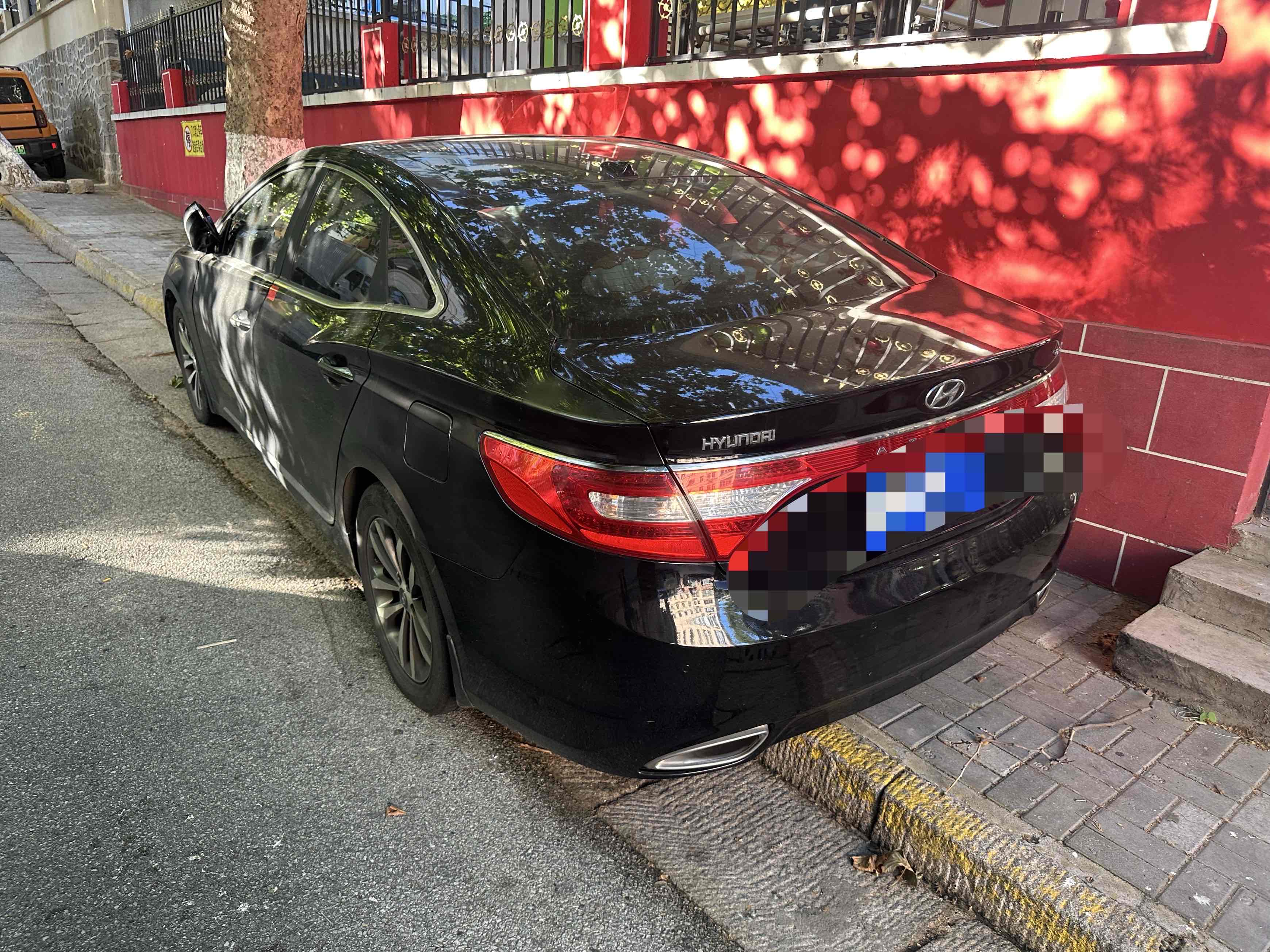 Hyundai Azera 2013 car image #3