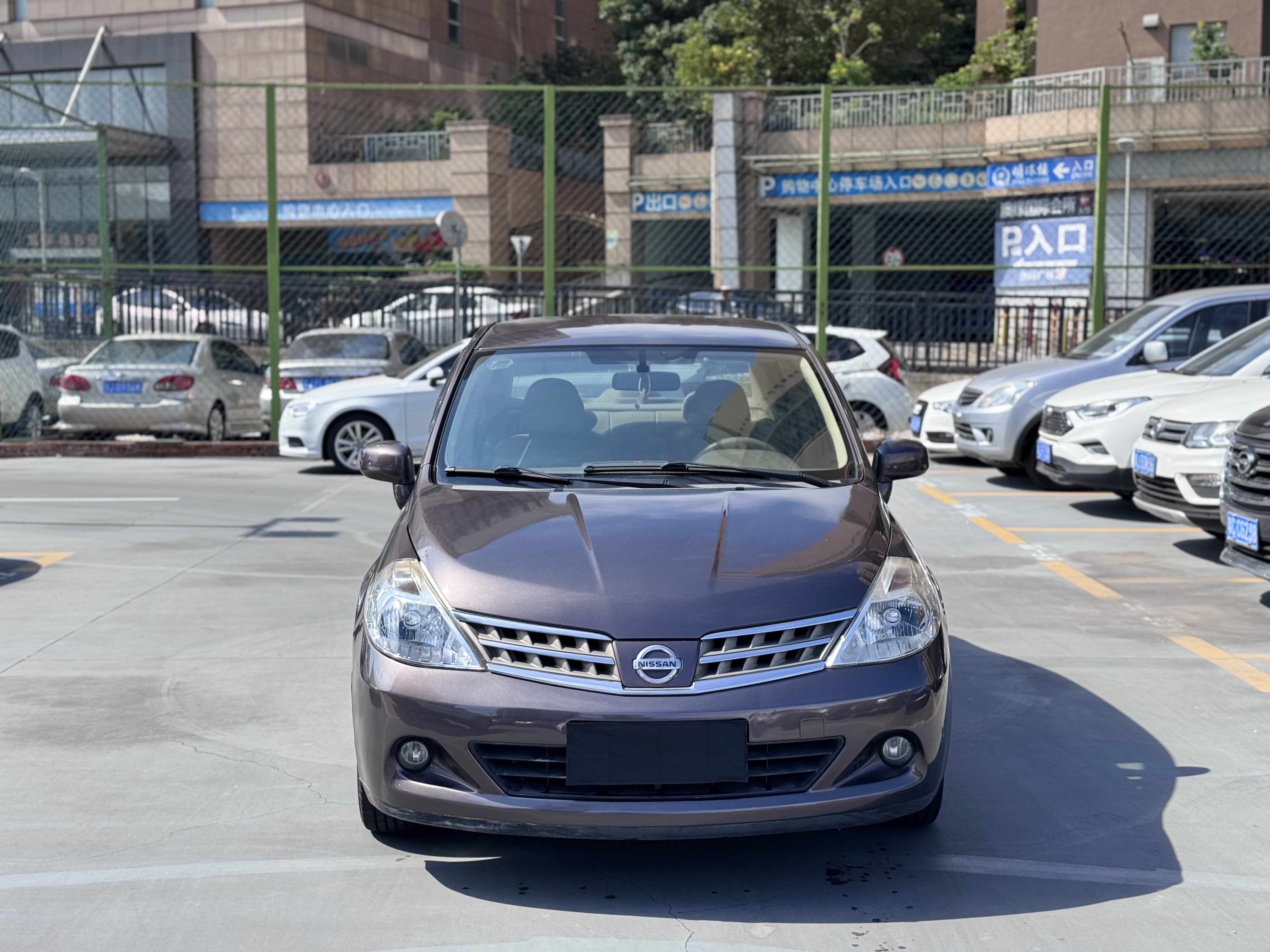 日产 颐达 2010 汽车图片 #3