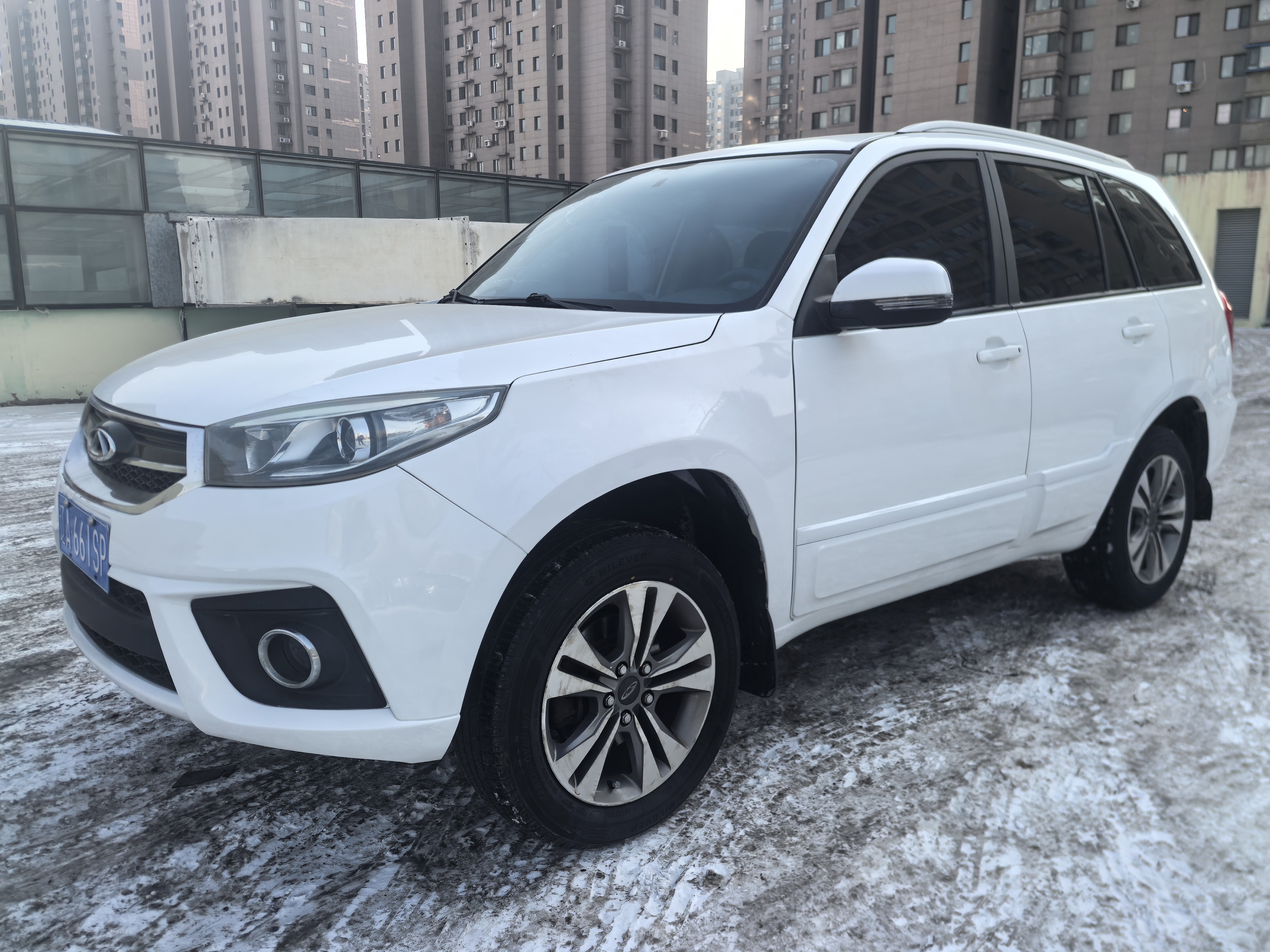 Chery Tiggo 3 2015 car image #3