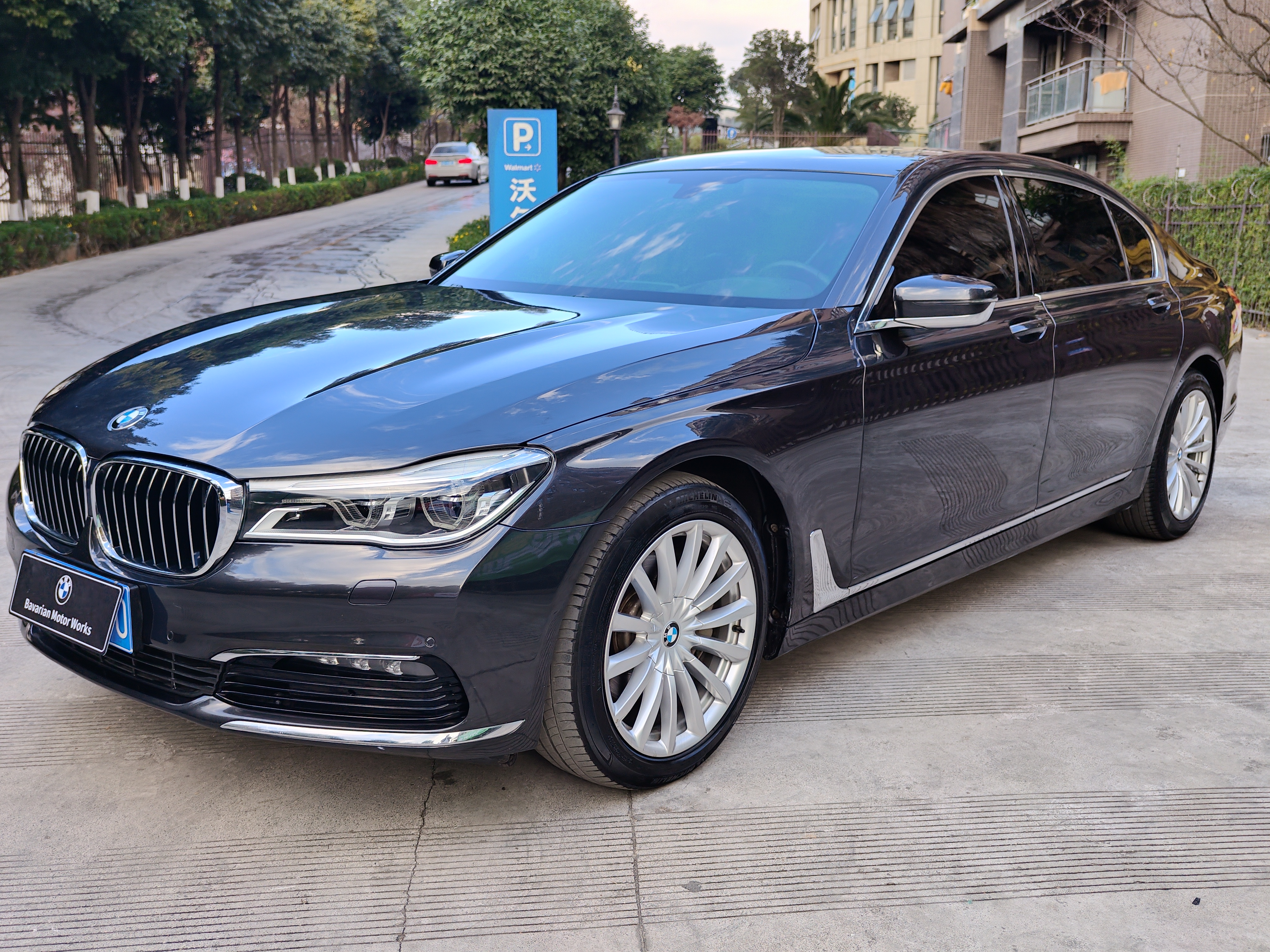 BMW 7 Series 2016 #3 BMW 7 Series 2016 car image #3