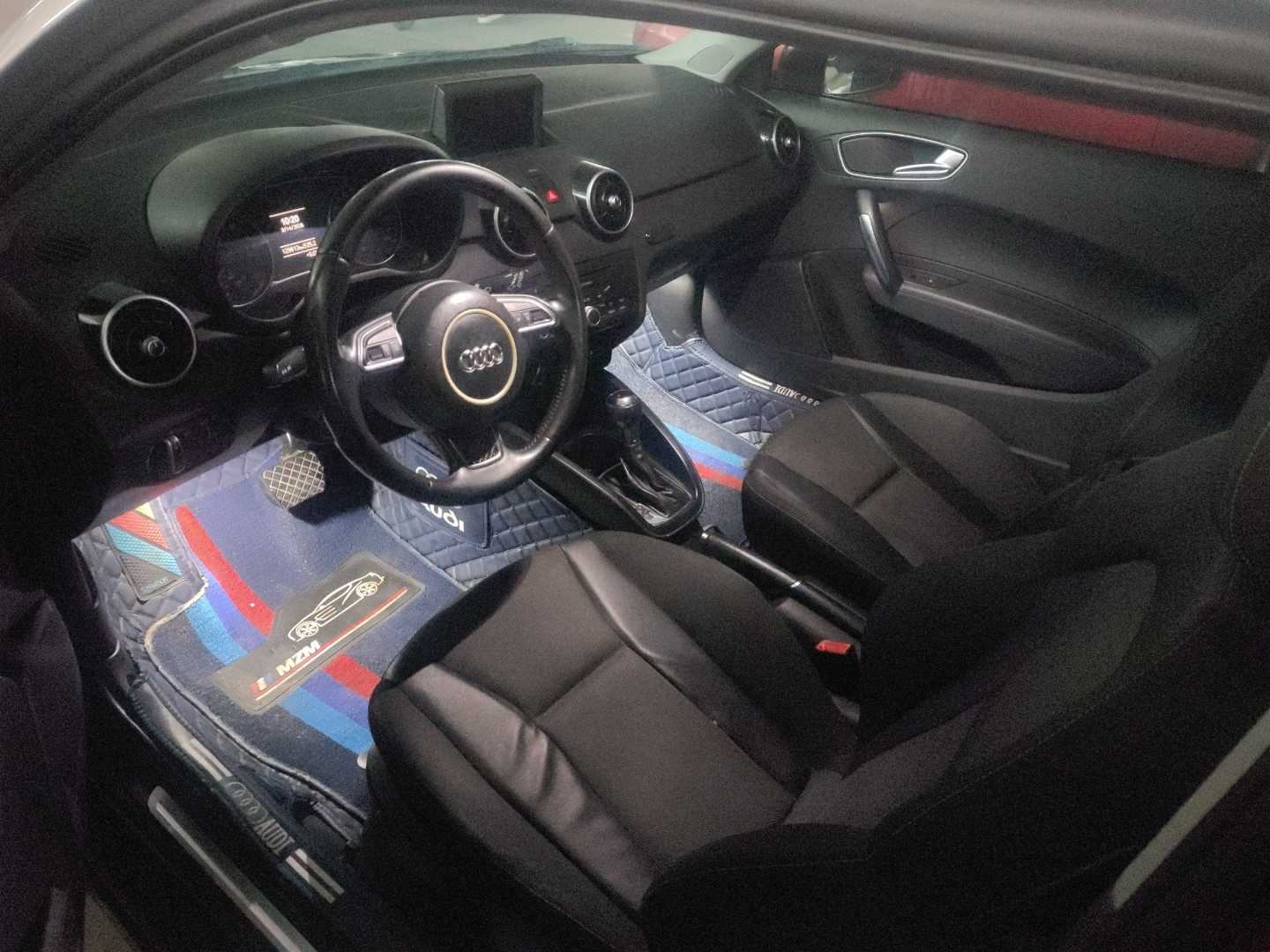 奥迪 奥迪A1 2012 汽车图片 #3